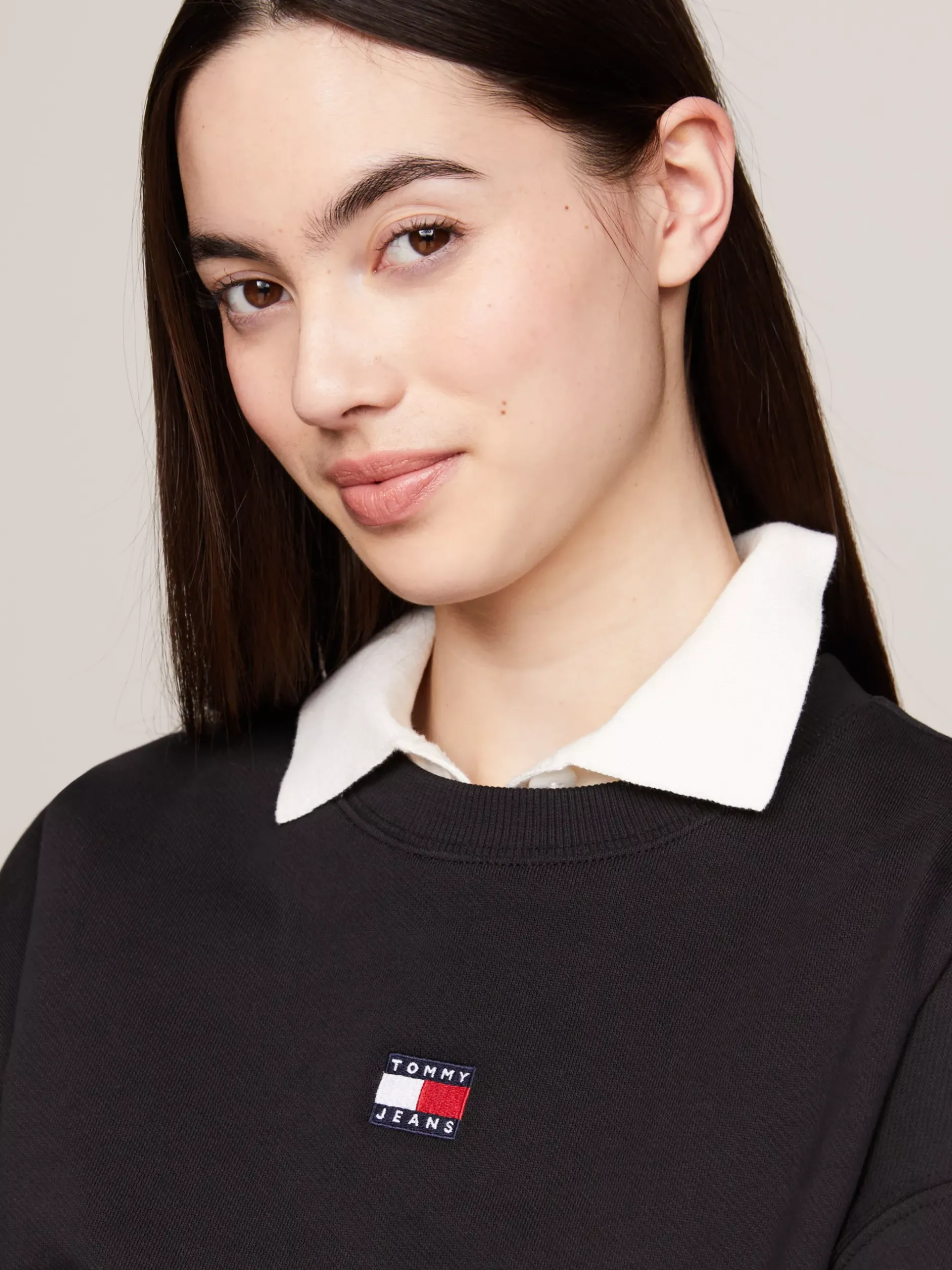 Bluzy Dresowe & Z Kapturem*Tommy Hilfiger Bluza O Pudełkowym Kroju Z Naszywką BLACK