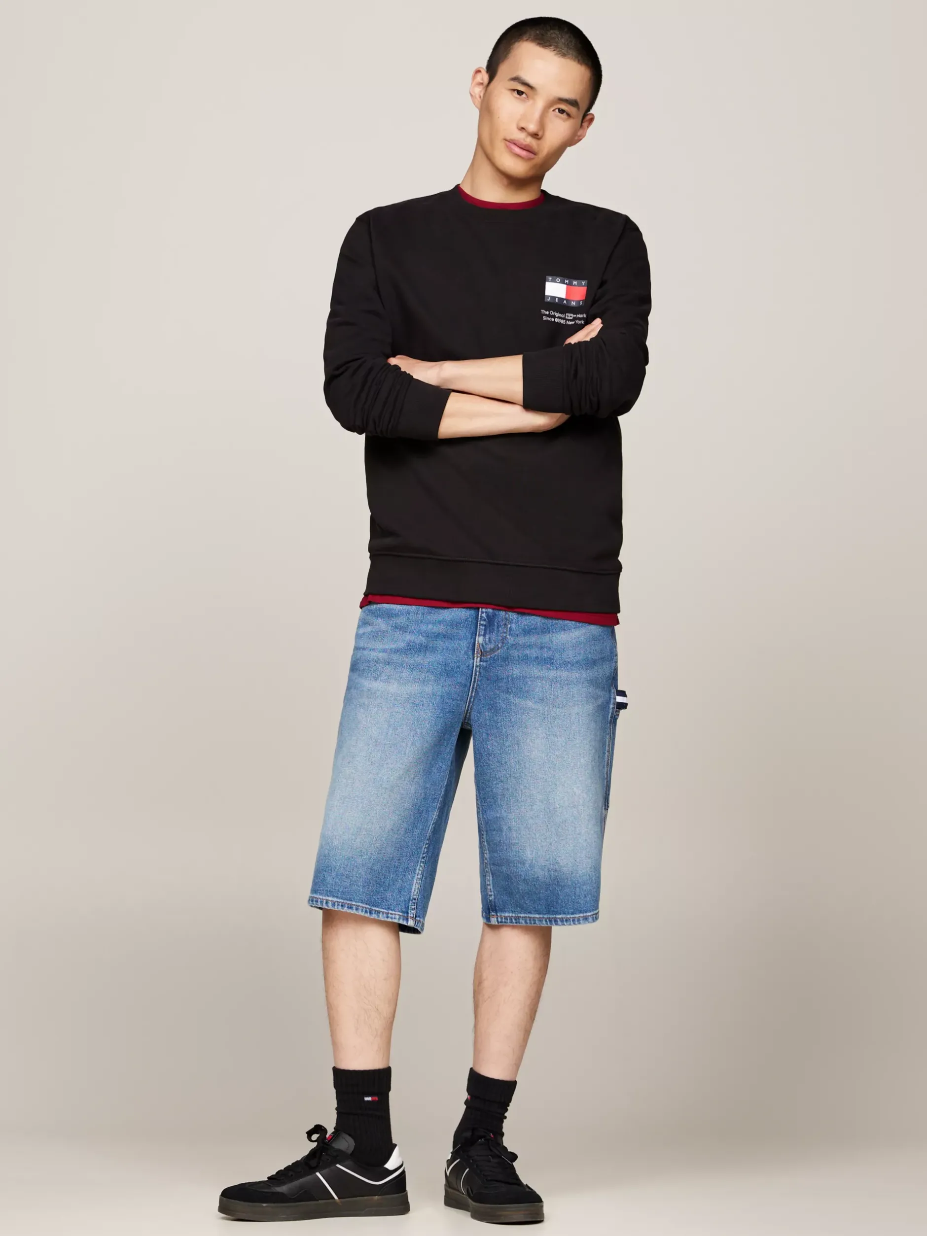 Bluzy Dresowe & Z Kapturem*Tommy Hilfiger Bluza Z Logo I Okrągłym Dekoltem BLACK