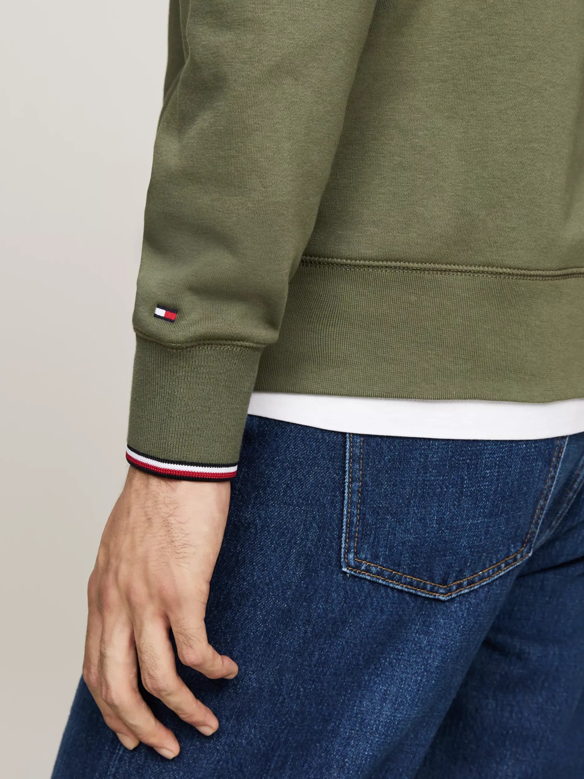 Bluzy Dresowe & Z Kapturem*Tommy Hilfiger Bluza Z Okrągłym Dekoltem BATTLE GREEN