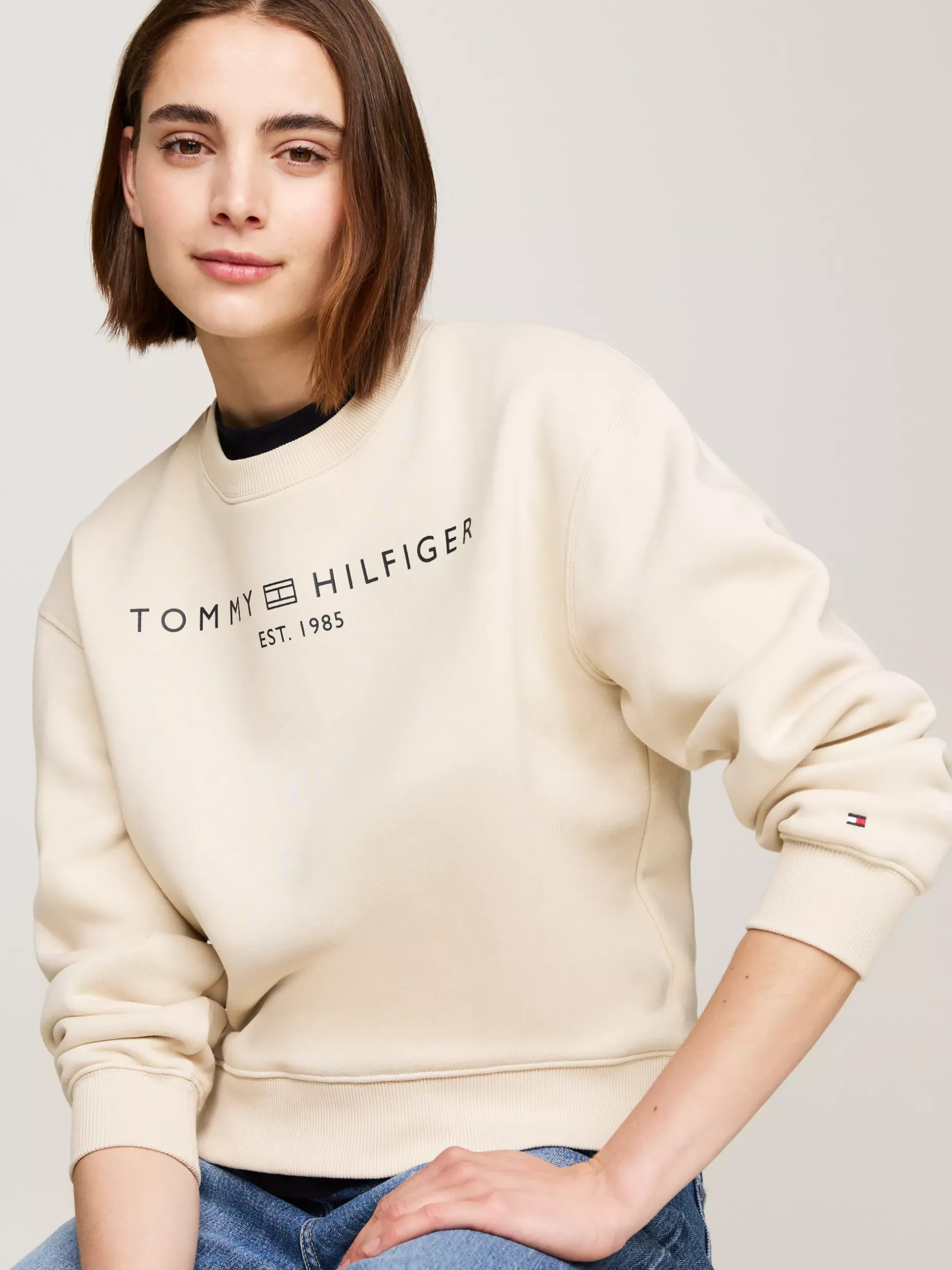 Bluzy Dresowe & Z Kapturem*Tommy Hilfiger Bluza Z Okrągłym Dekoltem I Logo CLASSIC BEIGE