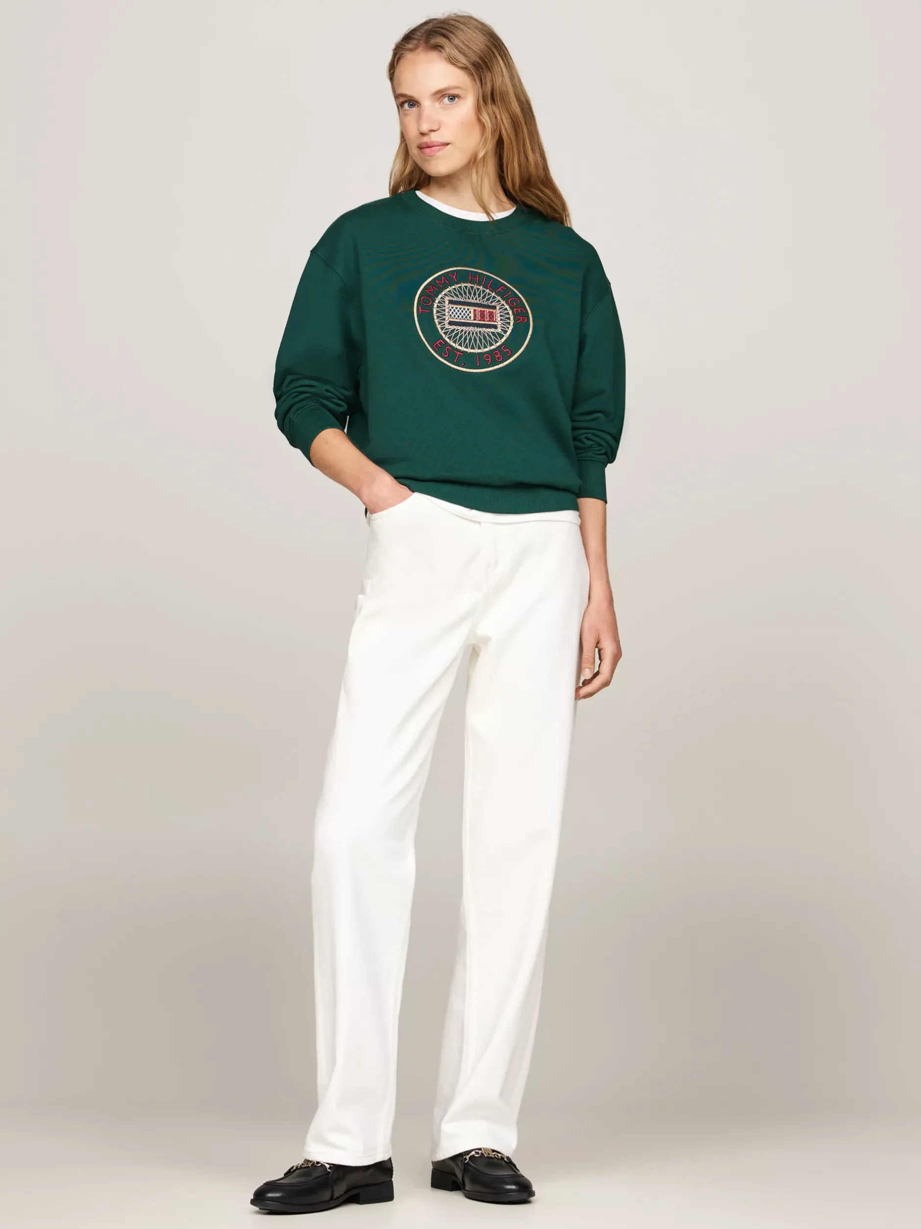 Bluzy Dresowe & Z Kapturem*Tommy Hilfiger Bluza Z Okrągłym Dekoltem I Wyszywanym Logo ORNAMENTAL GREEN