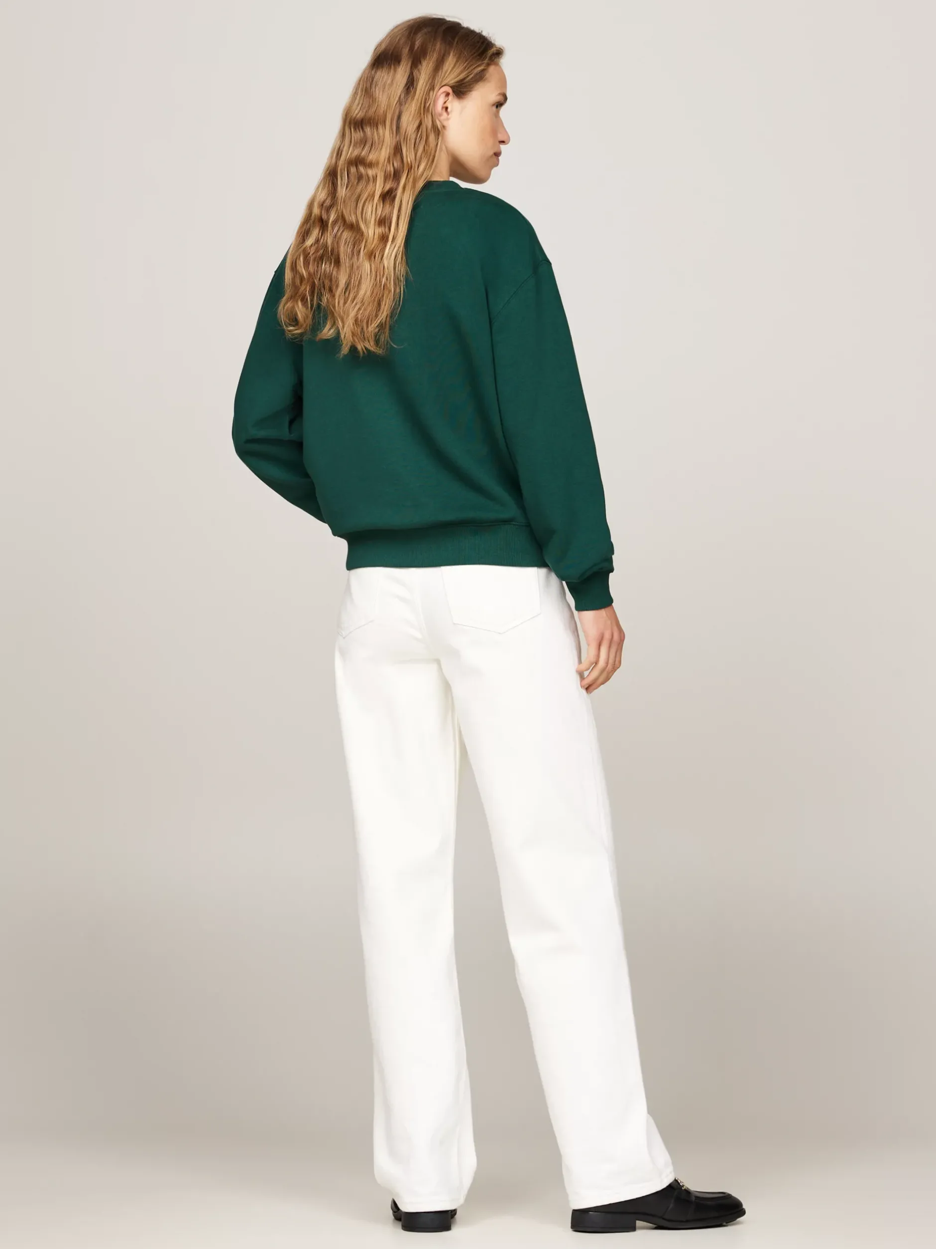Bluzy Dresowe & Z Kapturem*Tommy Hilfiger Bluza Z Okrągłym Dekoltem I Wyszywanym Logo ORNAMENTAL GREEN