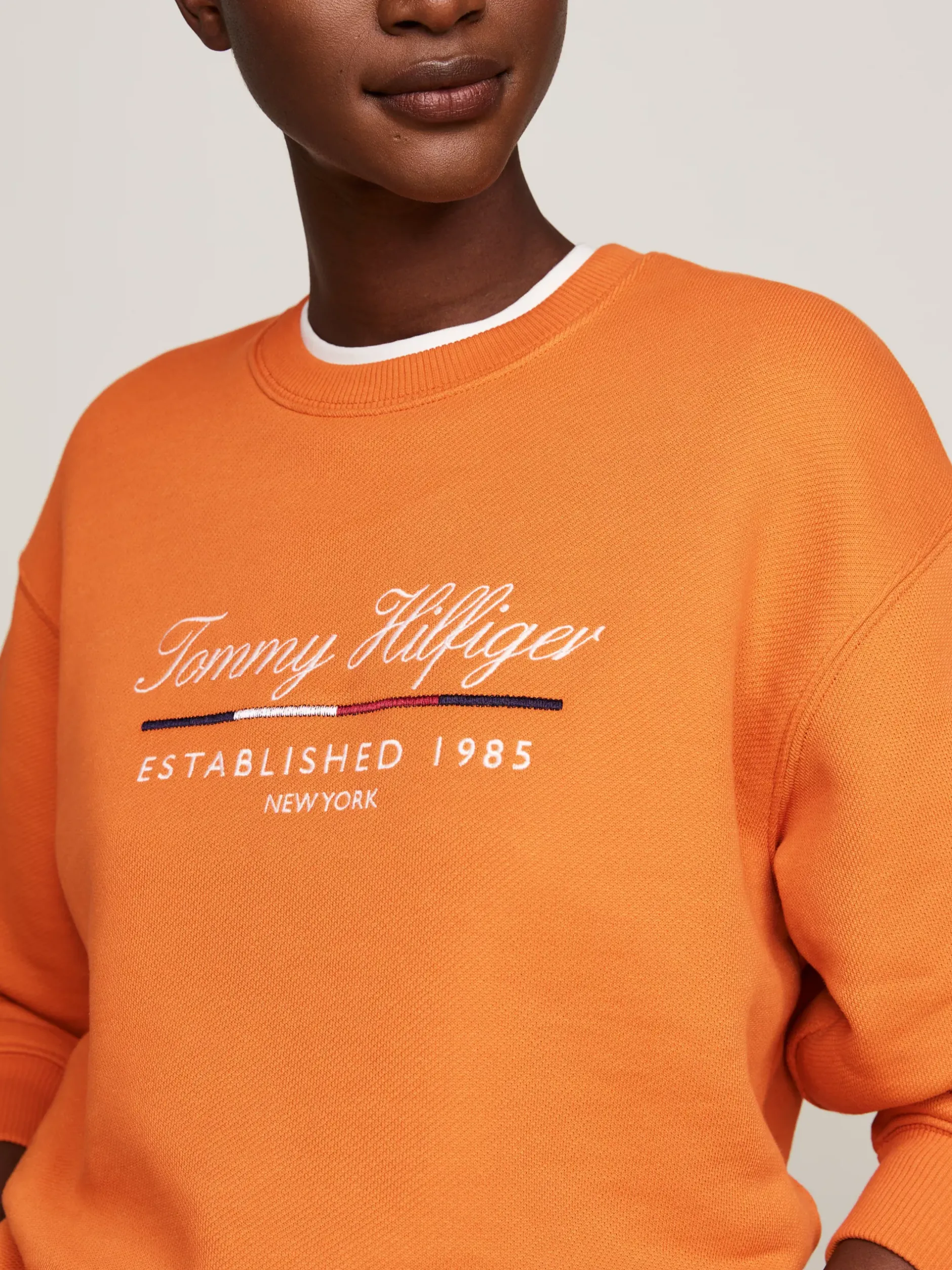 Bluzy Dresowe & Z Kapturem*Tommy Hilfiger Bluza Z Okrągłym Dekoltem I Logo AUTUMN ORANGE
