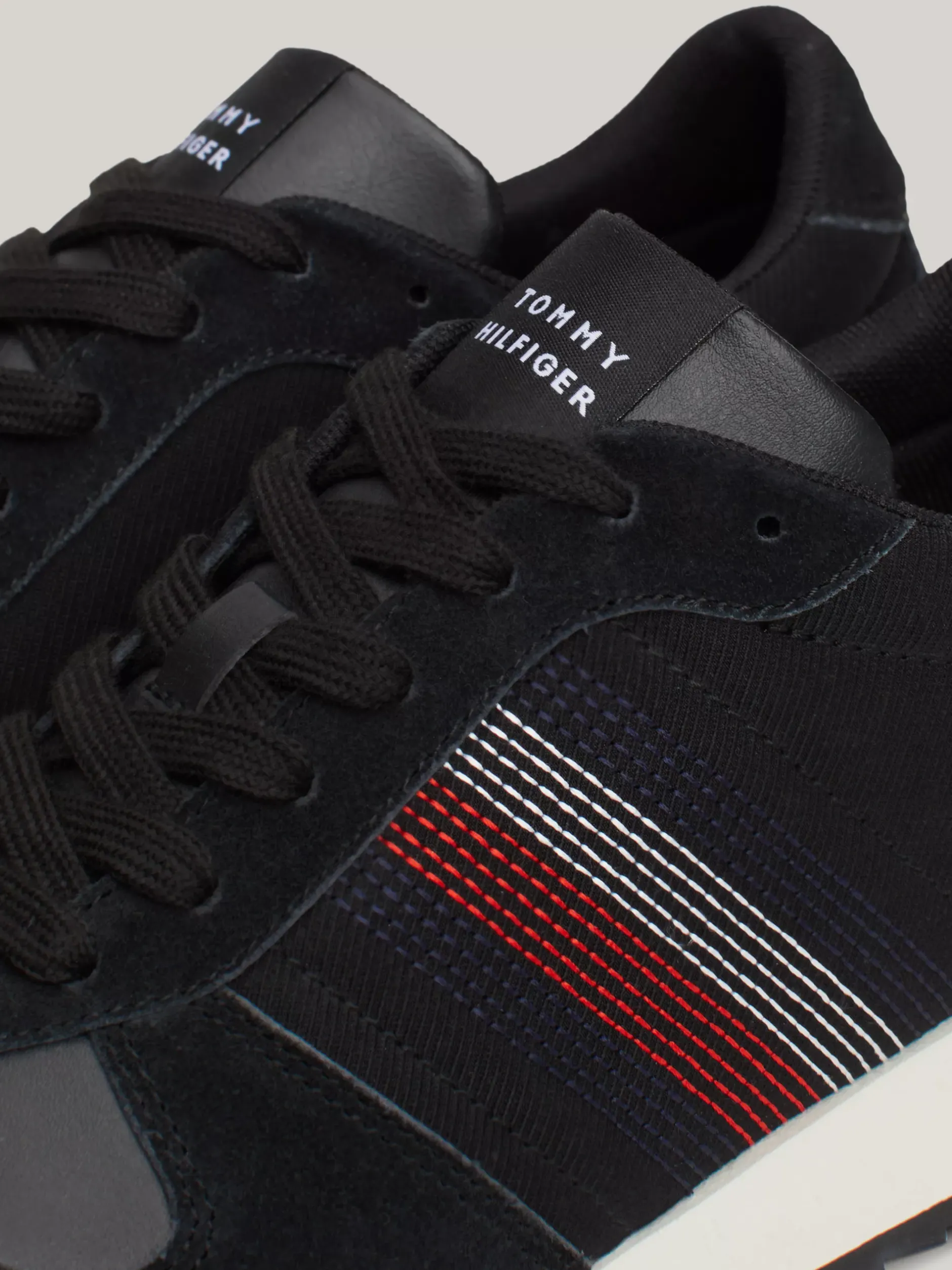 Sneakersy*Tommy Hilfiger Buty Do Biegania Z Ząbkowaną Podeszwą BLACK