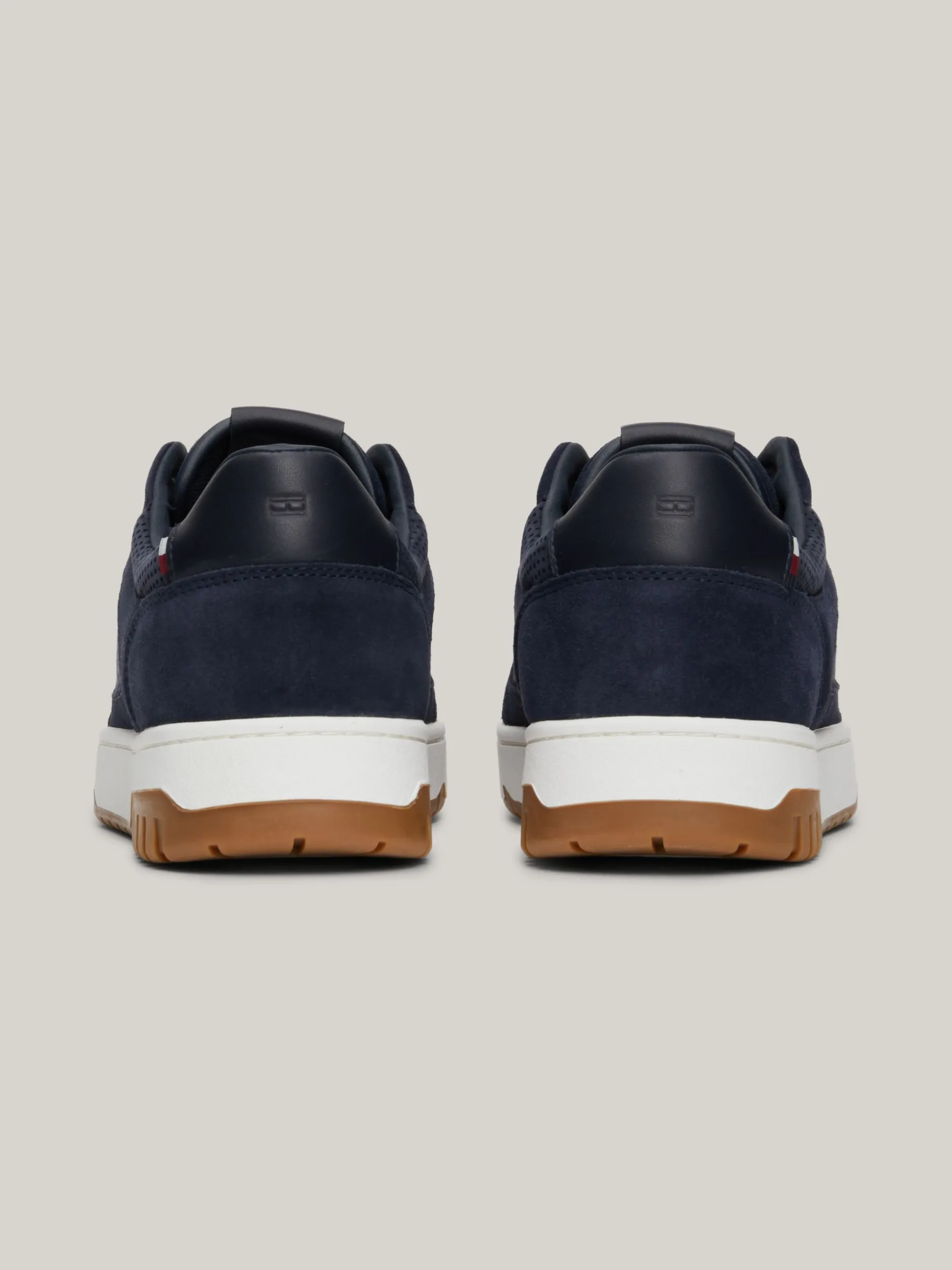 Sneakersy*Tommy Hilfiger Buty Do Koszykówki Z Nubuku DESERT SKY