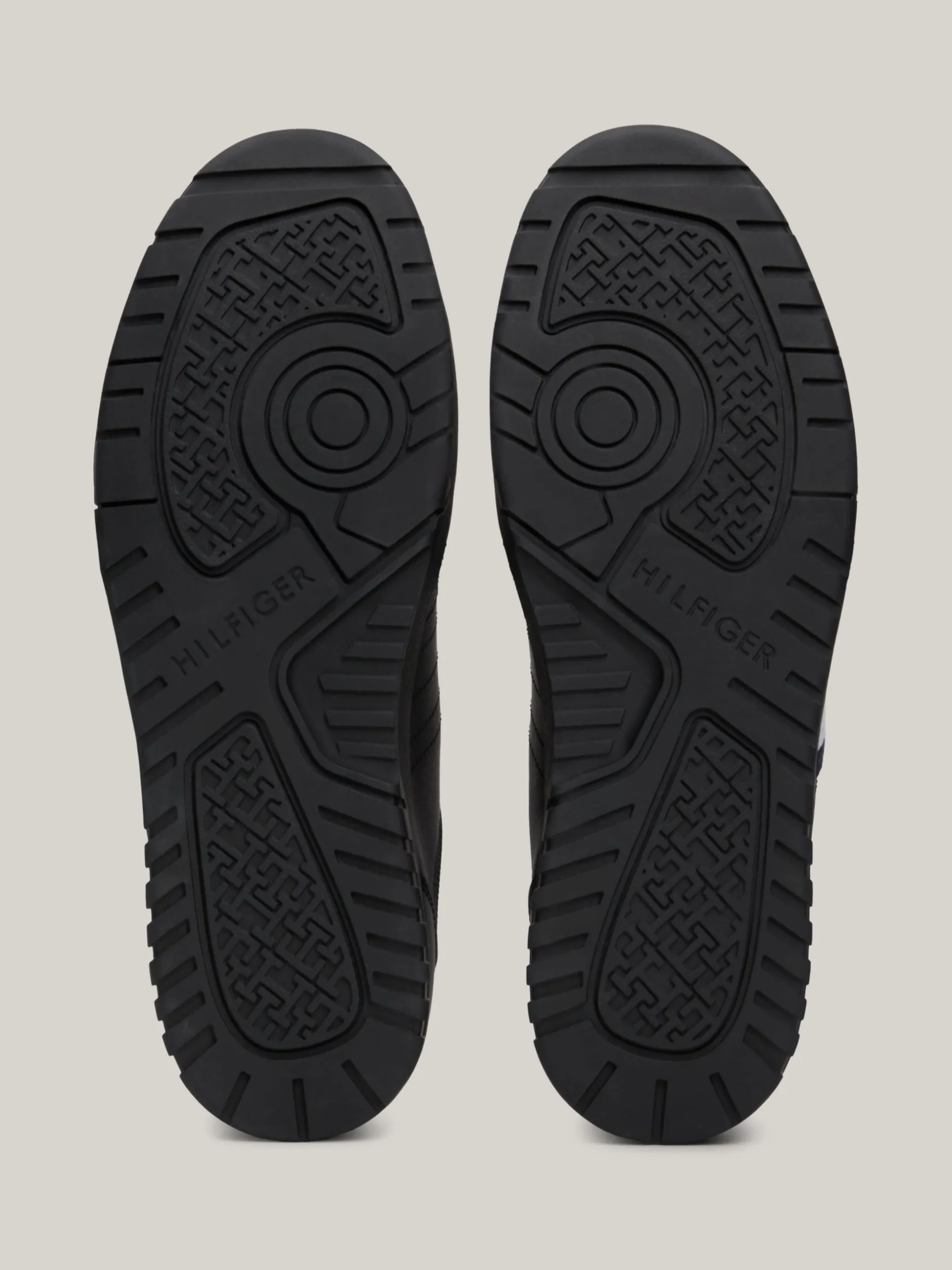 Sneakersy*Tommy Hilfiger Buty Do Koszykówki Z Sygnowaną Taśmą BLACK