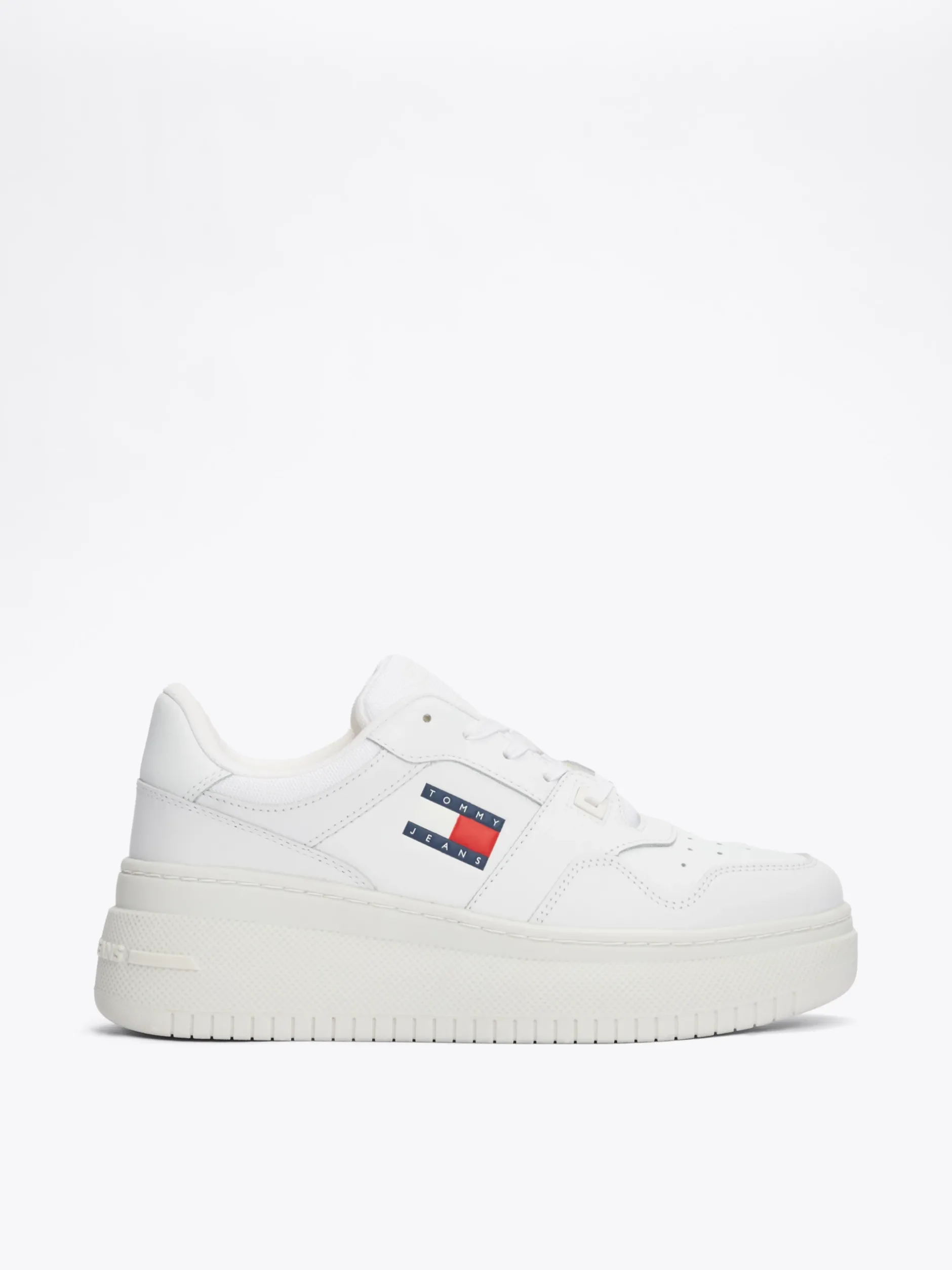 Sneakersy*Tommy Hilfiger Buty Sportowe Z Kolekcji Essential WHITE