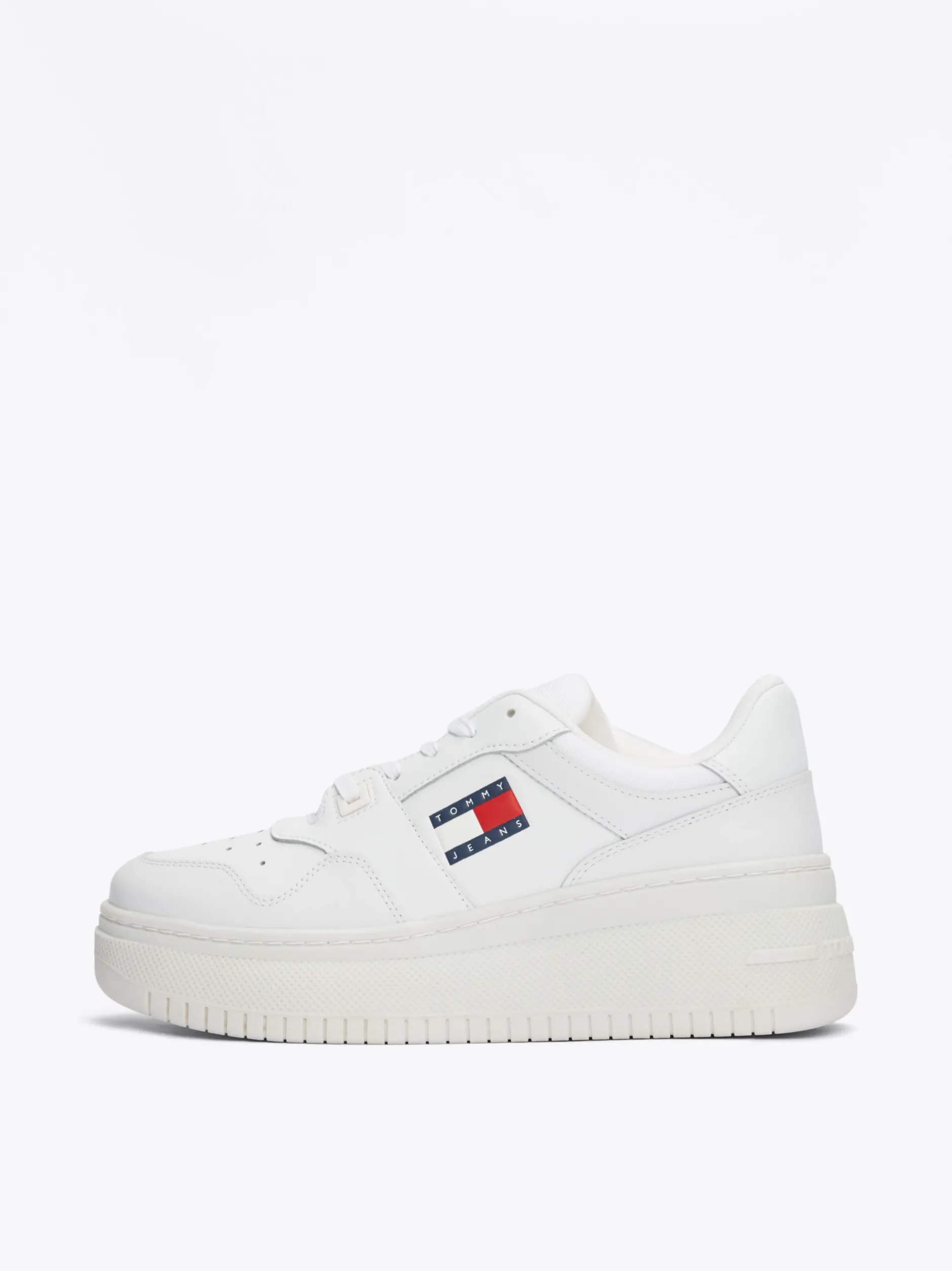 Sneakersy*Tommy Hilfiger Buty Sportowe Z Kolekcji Essential WHITE