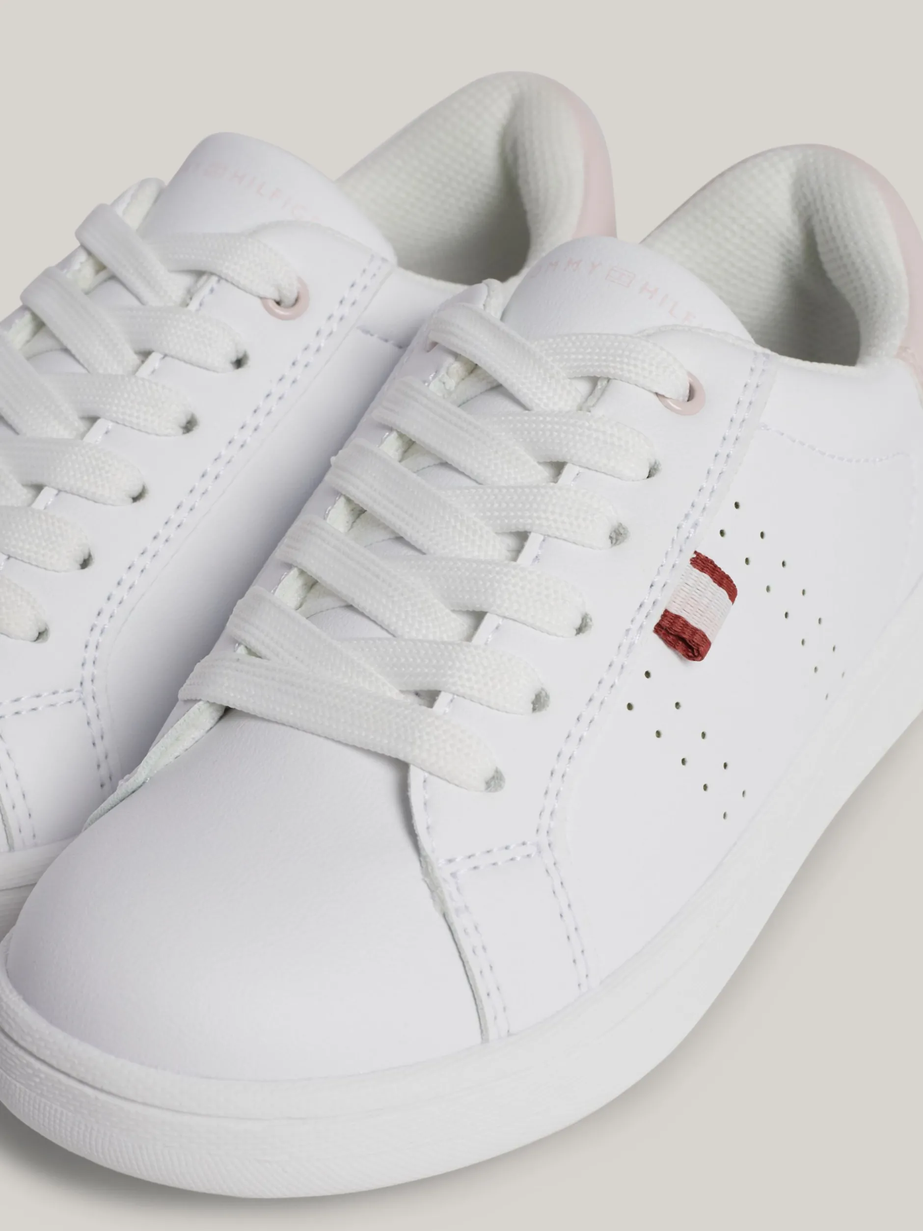 Obuwie I Akcesoria*Tommy Hilfiger Buty Sportowe Z Kontrastową Wstawką WHITE/PLATINUM