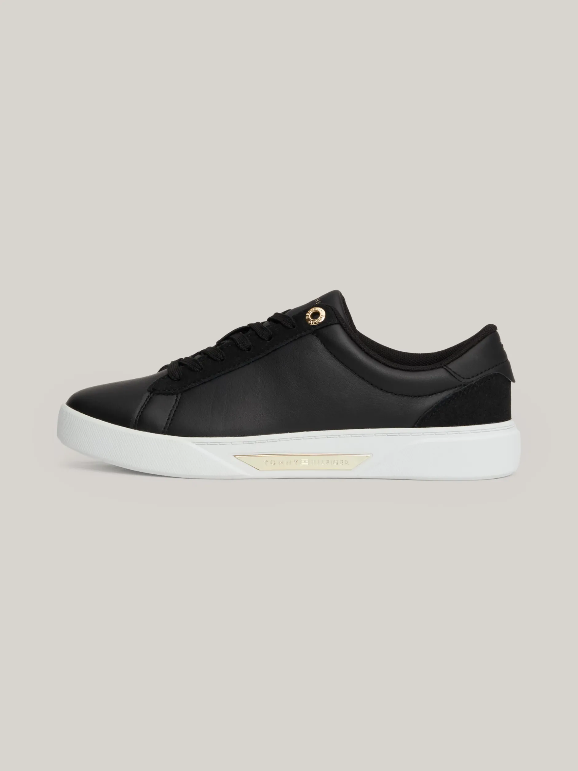 Sneakersy*Tommy Hilfiger Buty Sportowe Z Metalowymi Elementami BLACK