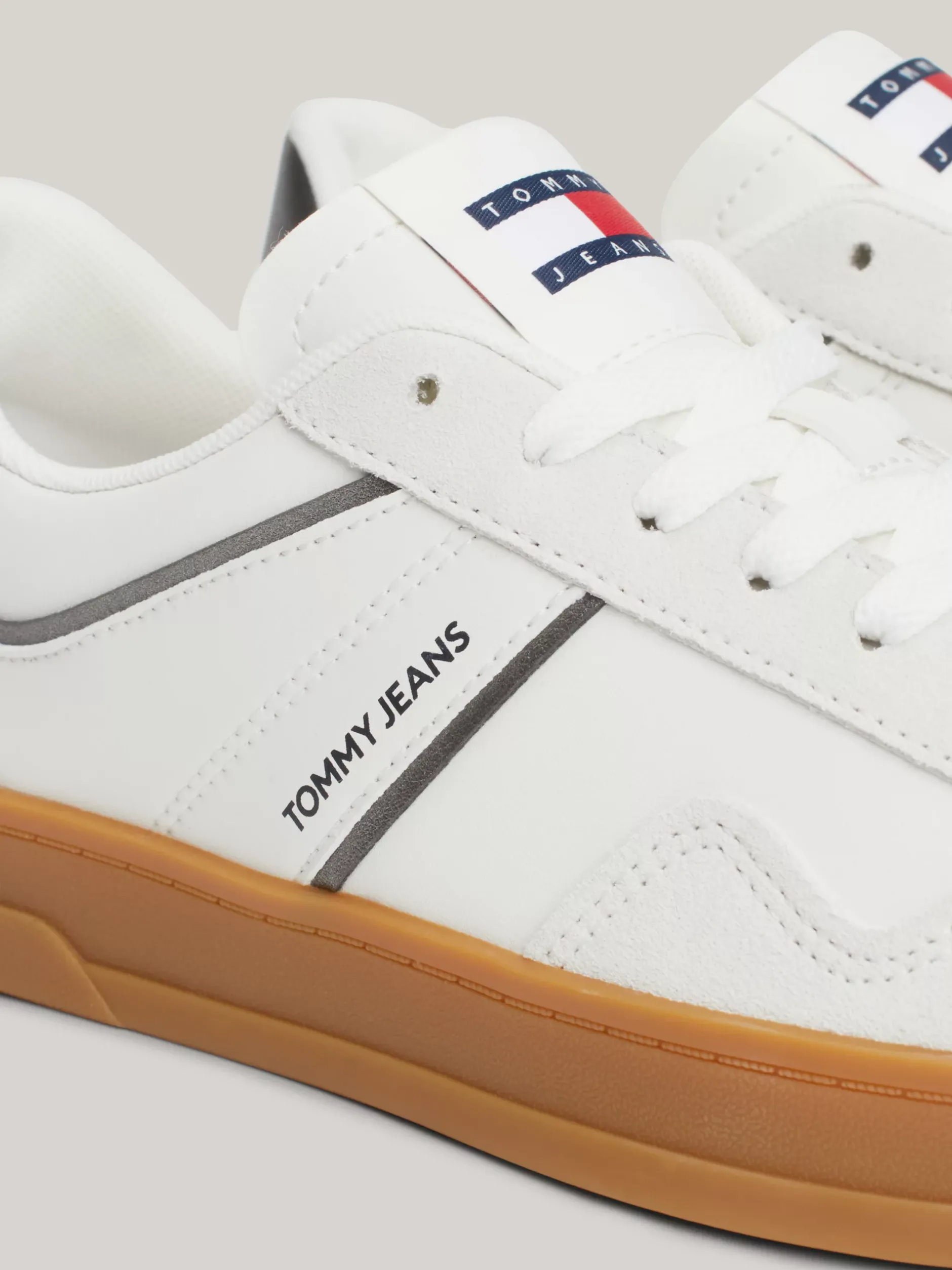 Sneakersy*Tommy Hilfiger Buty Sportowe Ze Skóry Greenwich Z Logo WARM STONE