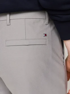Spodnie*Tommy Hilfiger Chinosy Denton Z Materiału Pochłaniającego Wilgoć HYDROGEN GREY