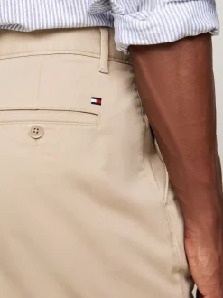 Spodnie*Tommy Hilfiger Chinosy Harlem Ze Zwężanymi Nogawkami BATIQUE KHAKI