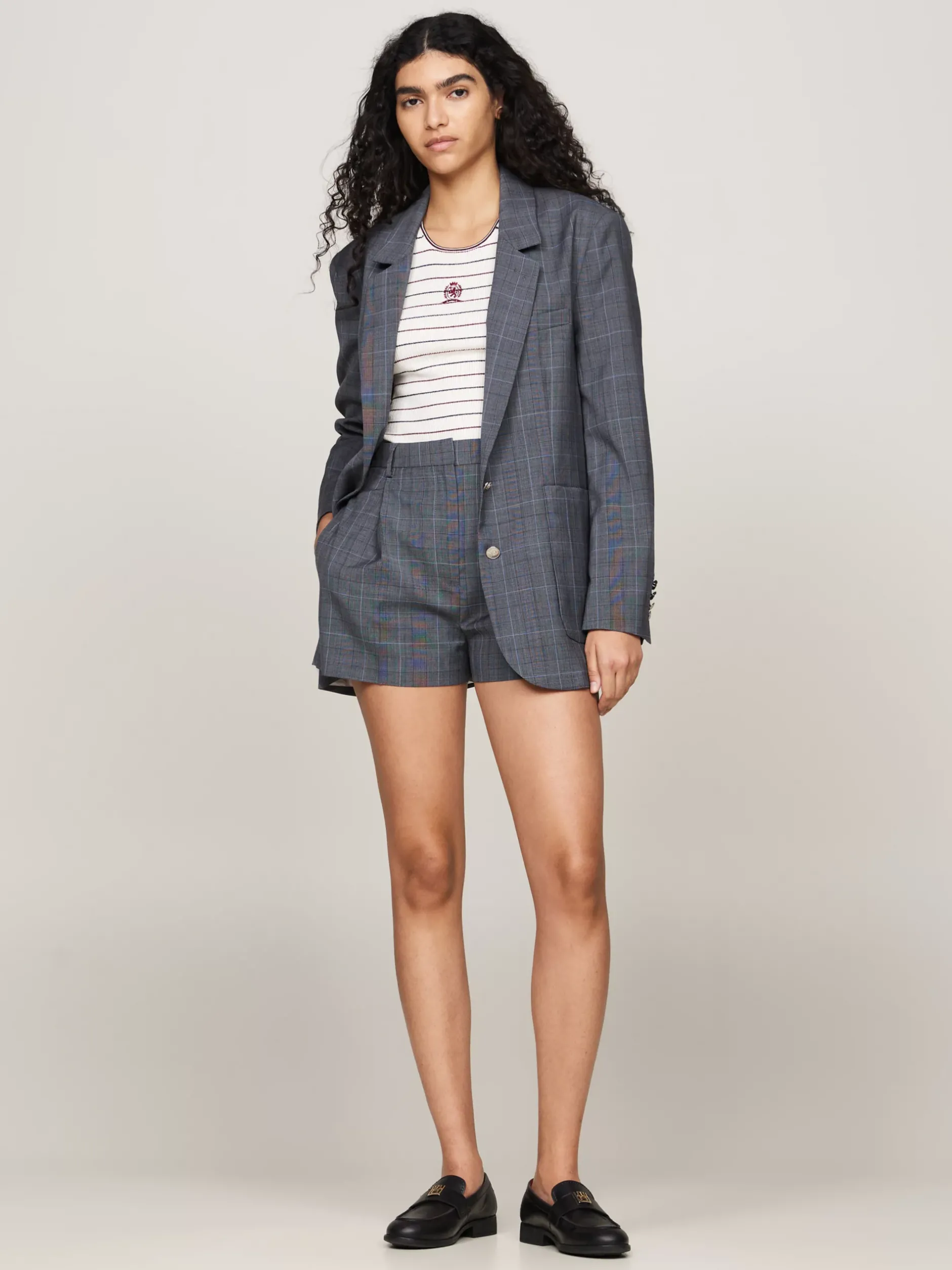 Szorty*Tommy Hilfiger Dopasowane Szorty W Kratę Z Emblematem MEDIUM GREY HEATHER