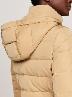 Kurtki & Płaszcze*Tommy Hilfiger Długi Puchowy Płaszcz Z Kapturem CLASSIC KHAKI