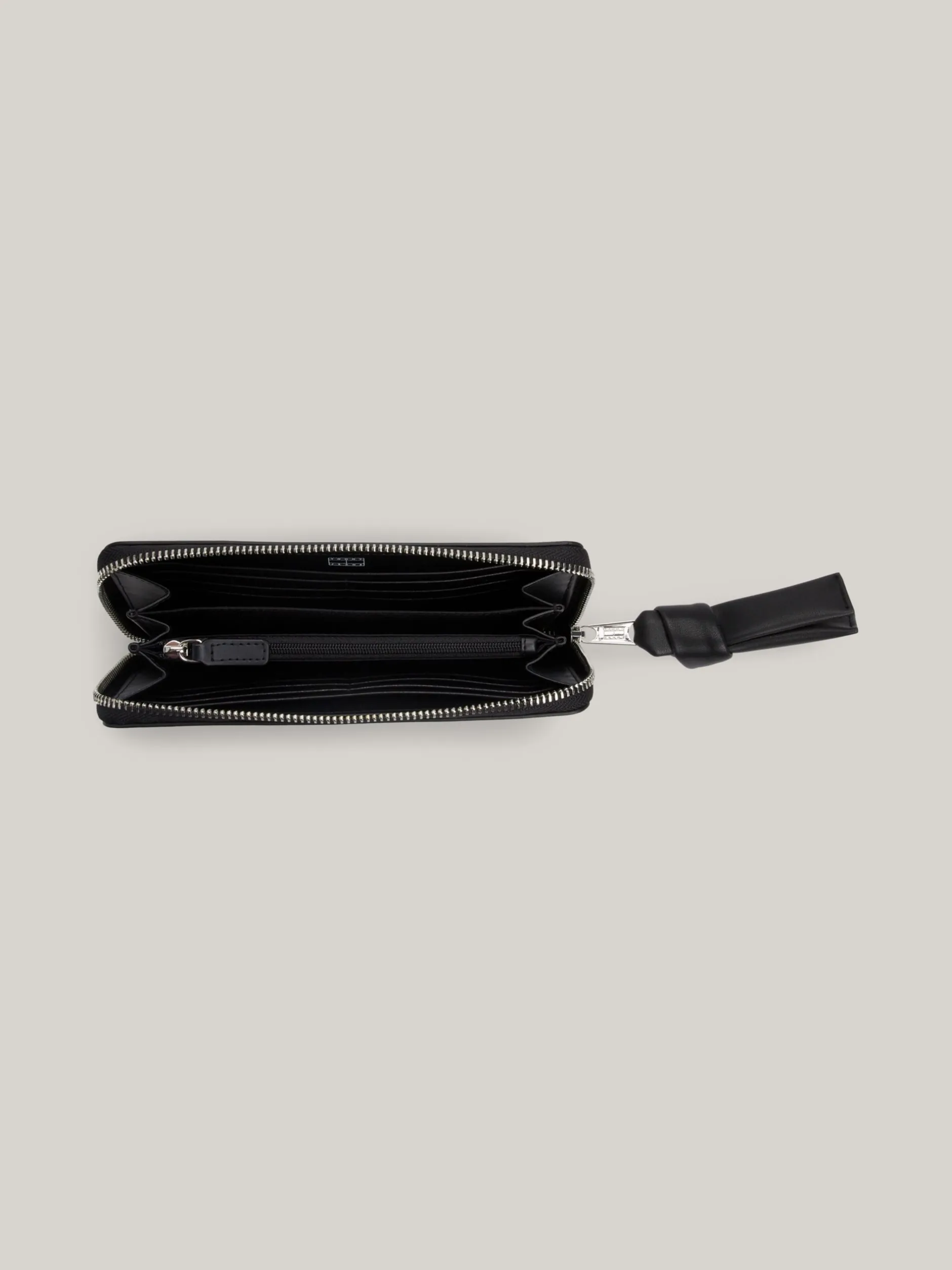 Portfele & Breloczki Do Kluczy*Tommy Hilfiger Duży Portfel Z Metalowym Logo BLACK
