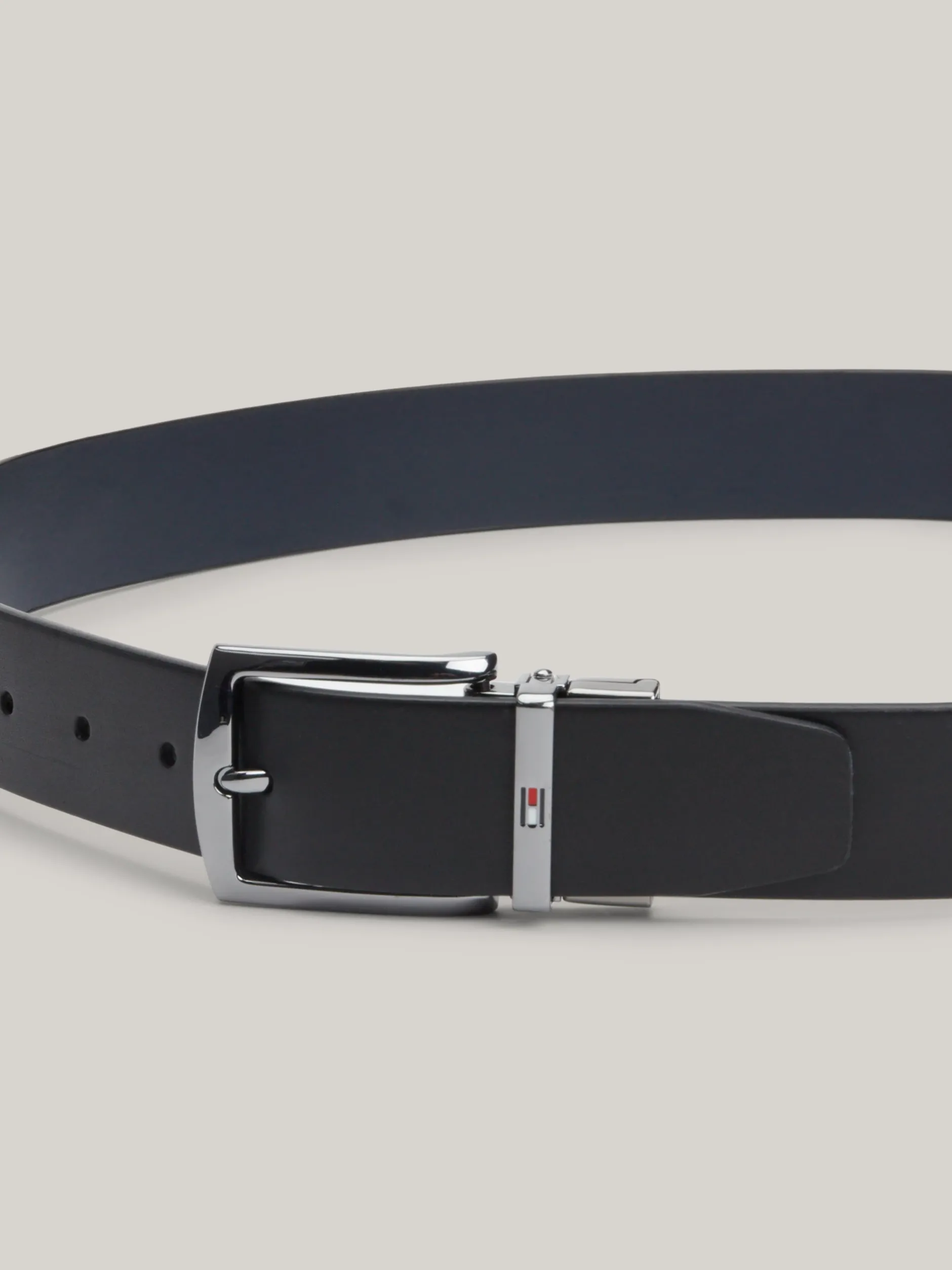 Paski*Tommy Hilfiger Dwustronny Skórzany Pasek Denton SPACE BLUE / BLACK
