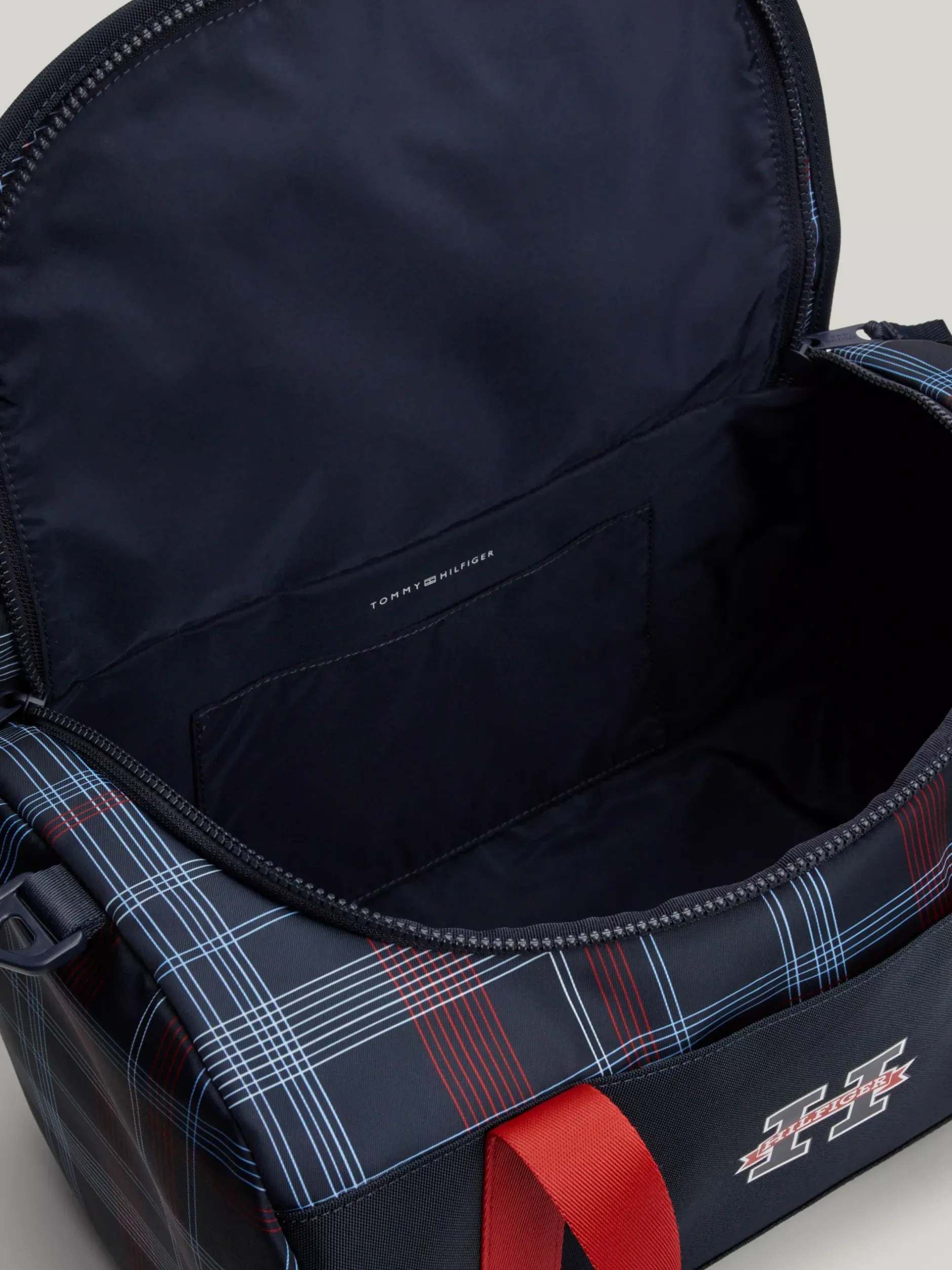 Obuwie I Akcesoria|Obuwie I Akcesoria*Tommy Hilfiger Dziecięca Torba Sportowa W Sygnowane Paski SPACE BLUE GLOBAL CHECK