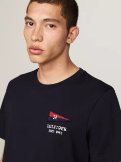 T-Shirty*Tommy Hilfiger Ekskluzywny T-shirt Z Flagą Hilfiger DESERT SKY