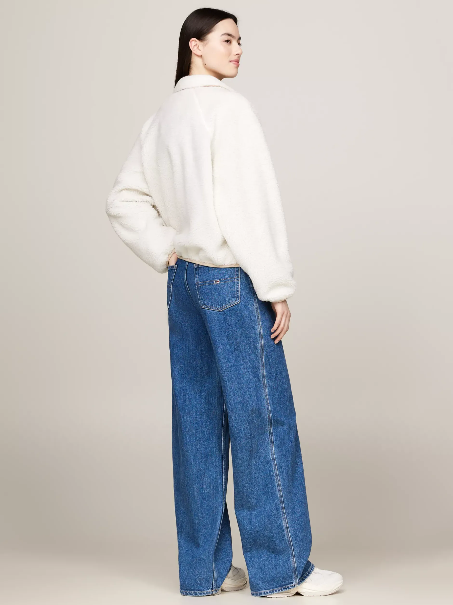 Kurtki & Płaszcze*Tommy Hilfiger Futerkowa Kurtka Bomber O Skróconym Kroju ANCIENT WHITE