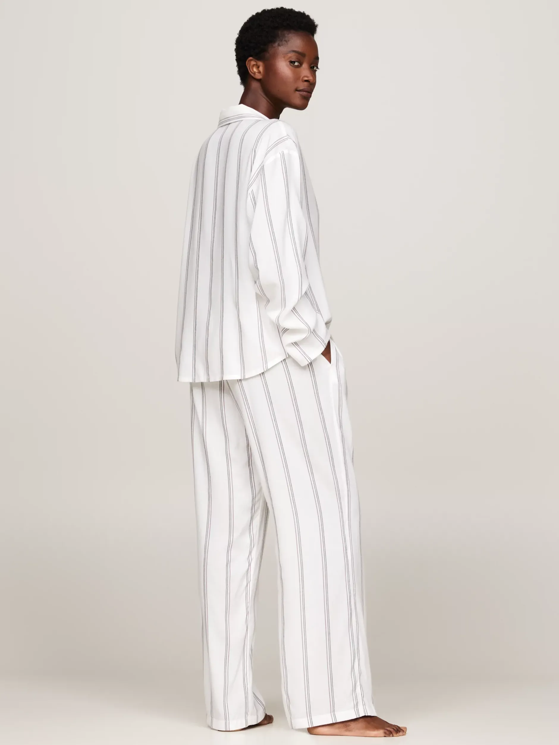 Koszule & Bluzki*Tommy Hilfiger Góra Od Piżamy TH Original THIN STRIPES IVORY