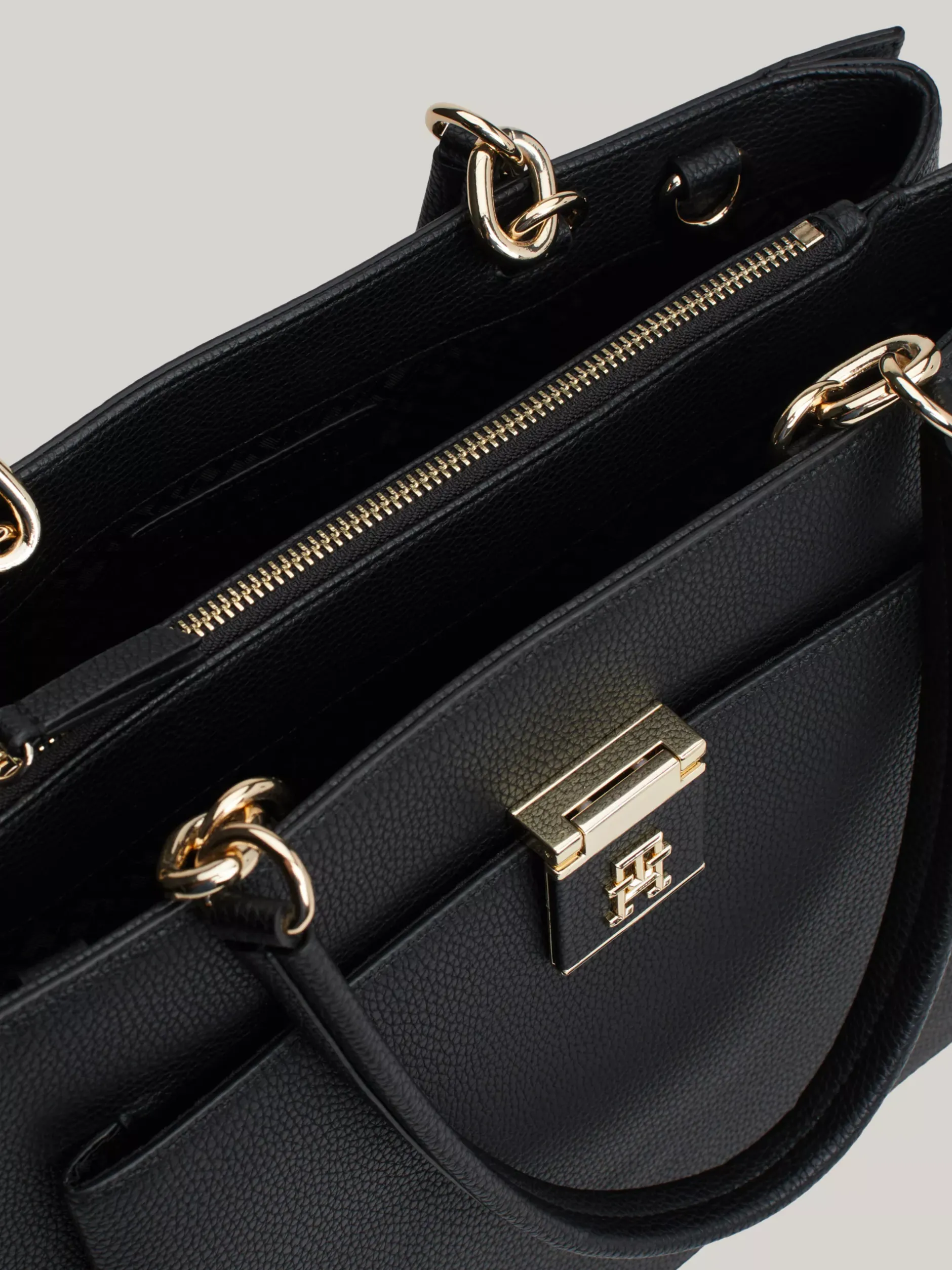 Torebki-Worki*Tommy Hilfiger Groszkowana Torebka Na Pasku TH Monogram BLACK
