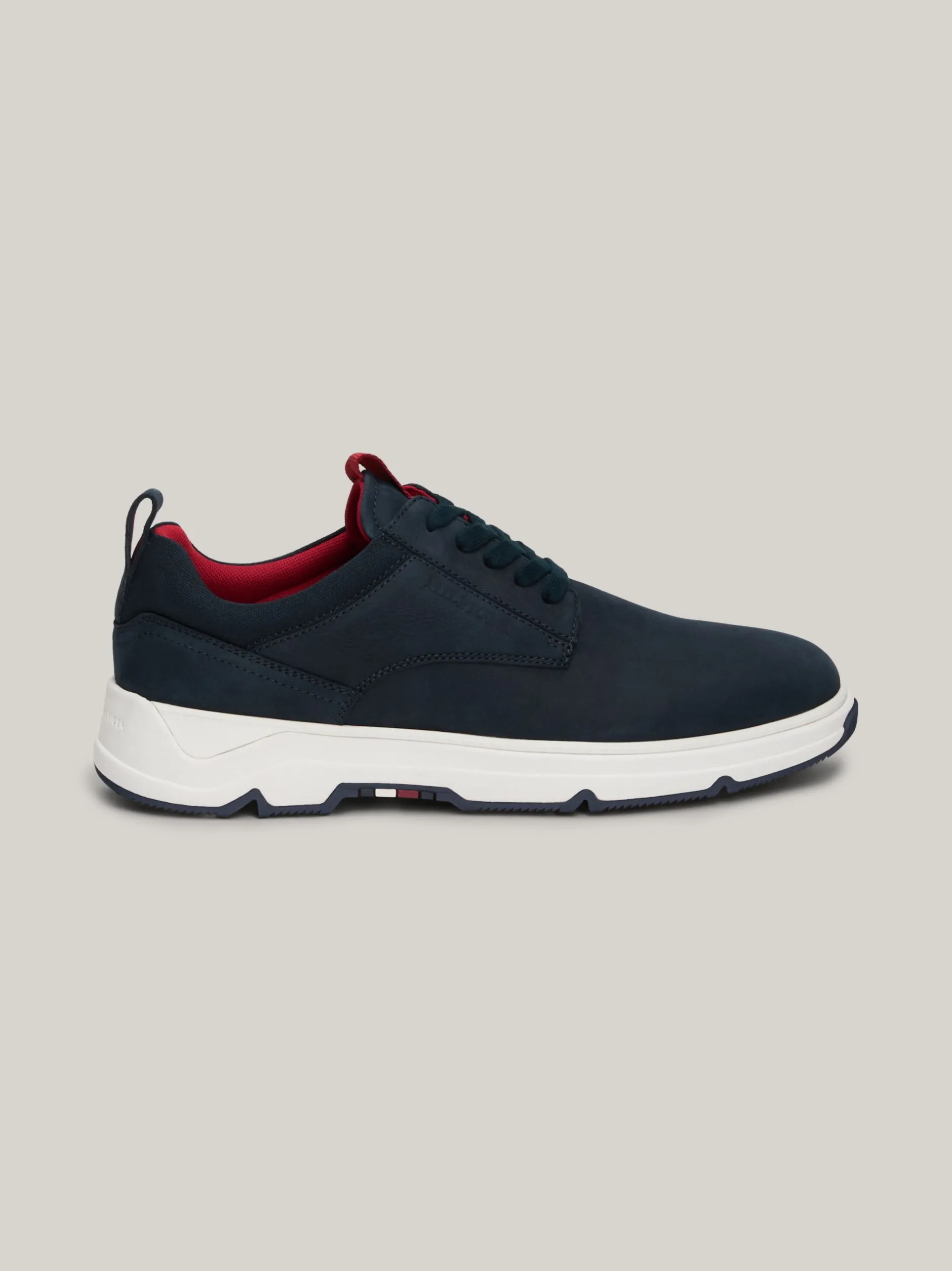 Buty Casual*Tommy Hilfiger Hybrydowe Buty Z Nubuku Z Płytkim Protektorem DESERT SKY