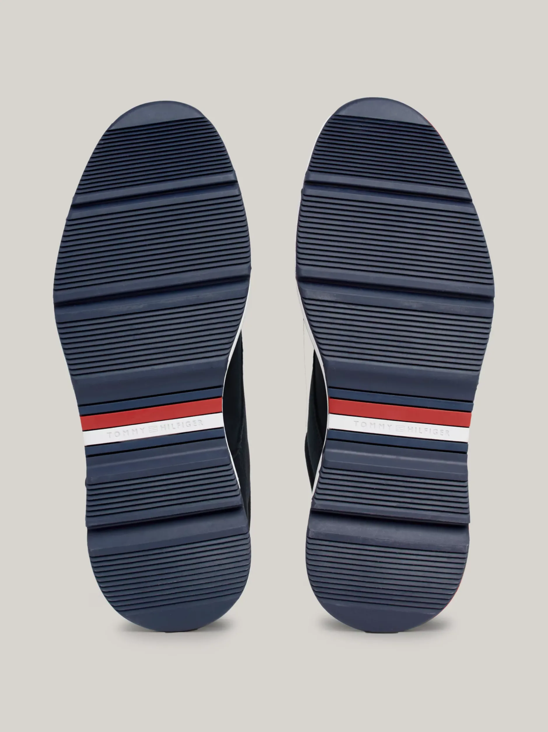 Buty Casual*Tommy Hilfiger Hybrydowe Buty Z Nubuku Z Płytkim Protektorem DESERT SKY