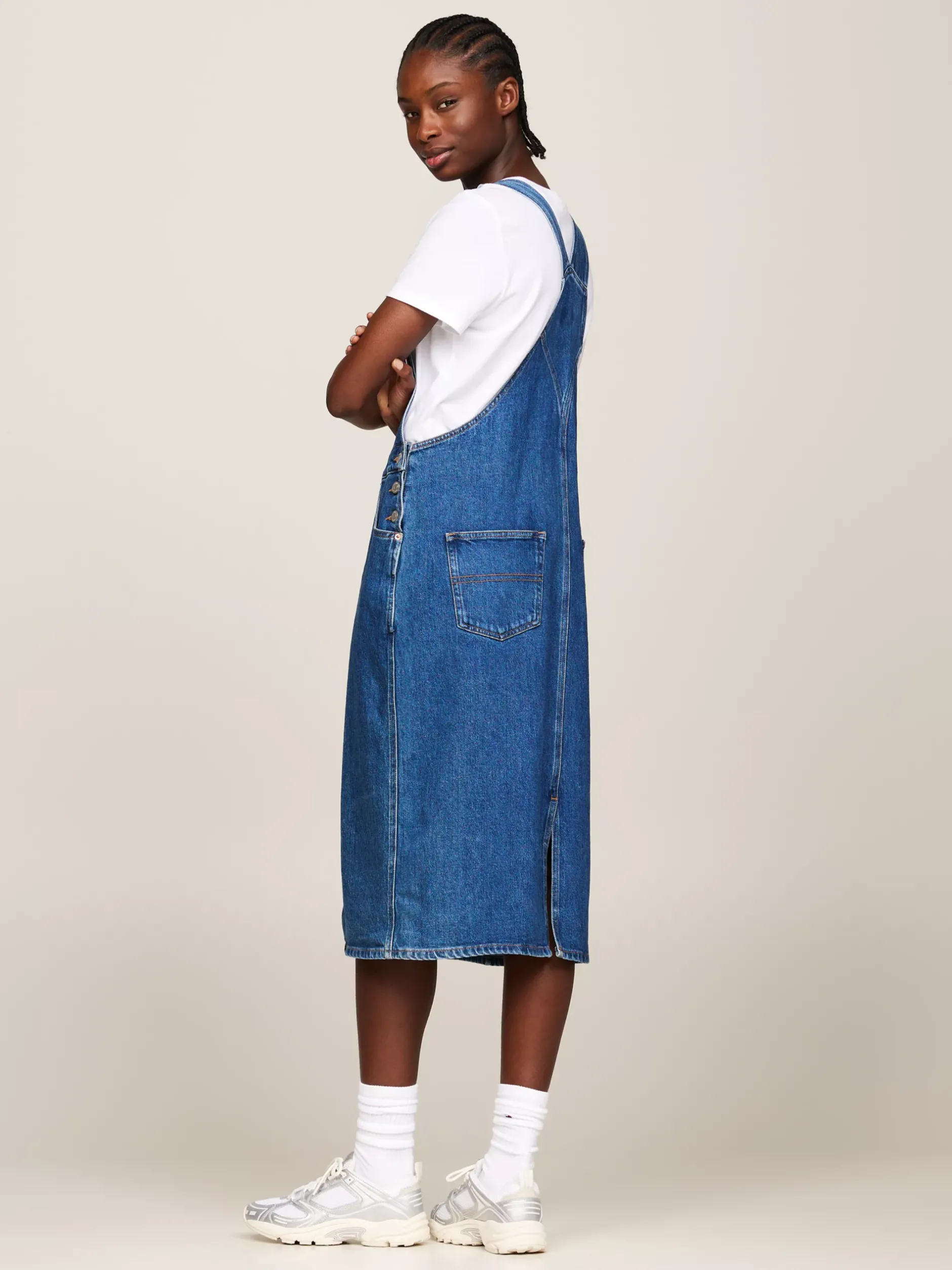 Sukienki*Tommy Hilfiger Jeansowa Sukienka Ogrodniczka O Długości Midi DENIM MEDIUM