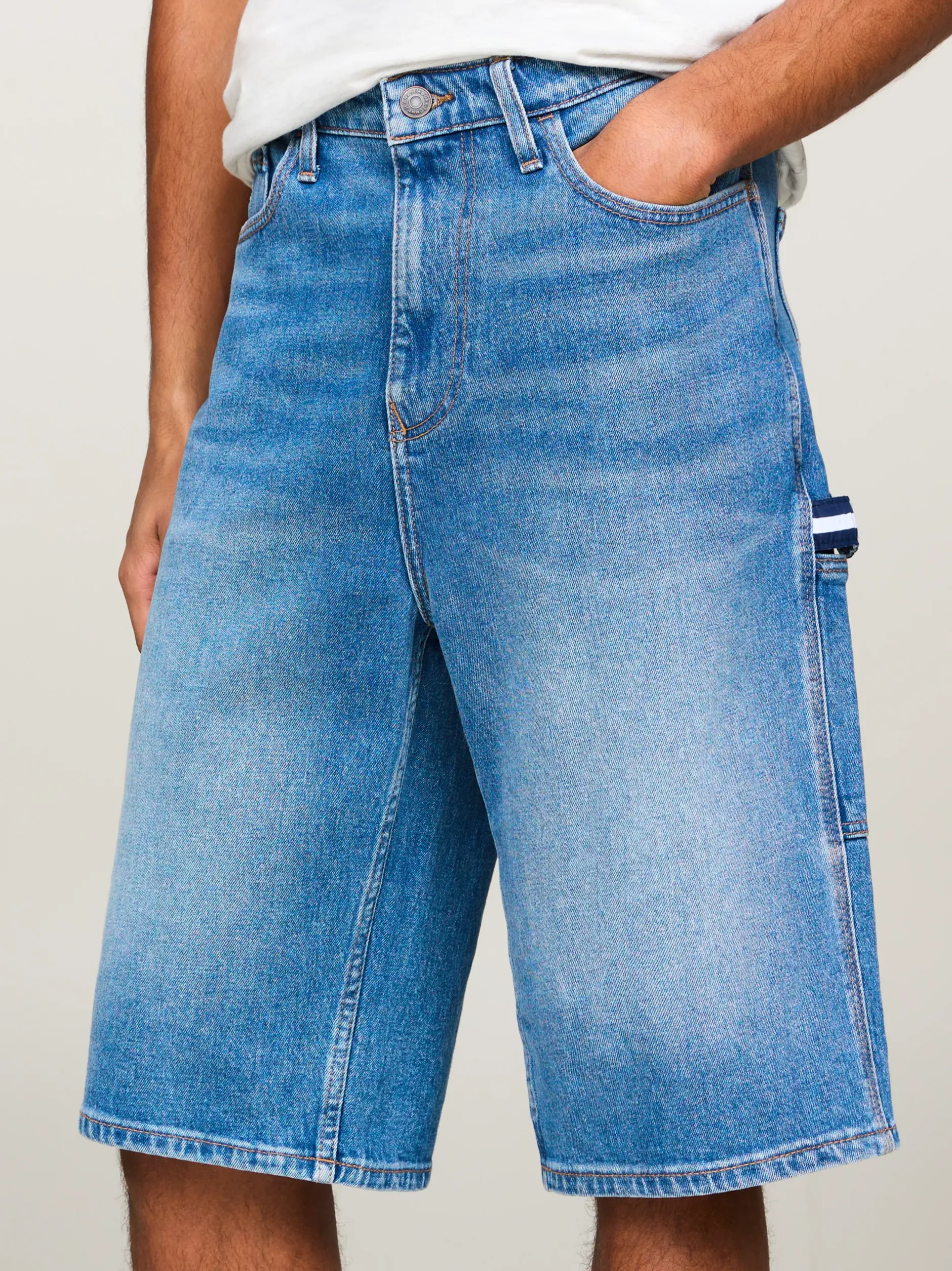 Szorty*Tommy Hilfiger Jeansowe Szorty W Stolarskim Stylu DENIM MEDIUM