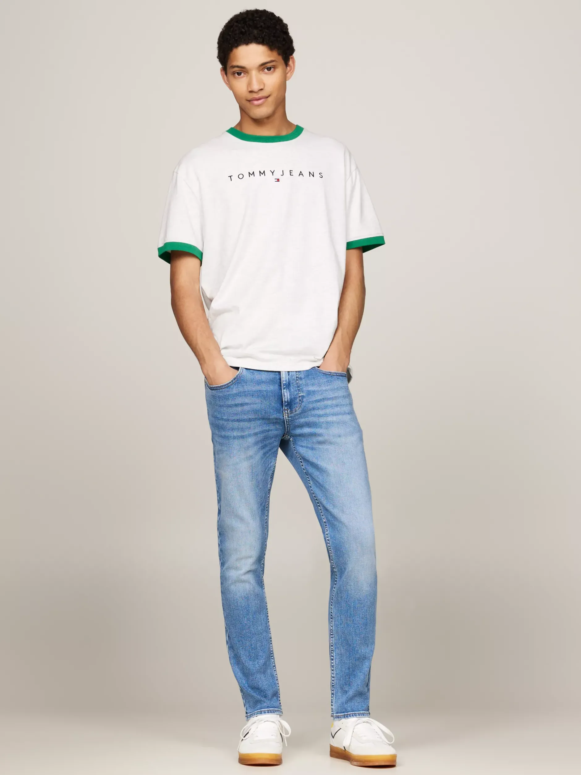 Jeansy*Tommy Hilfiger Jeansy Austin O Wąskim Kroju DENIM MEDIUM