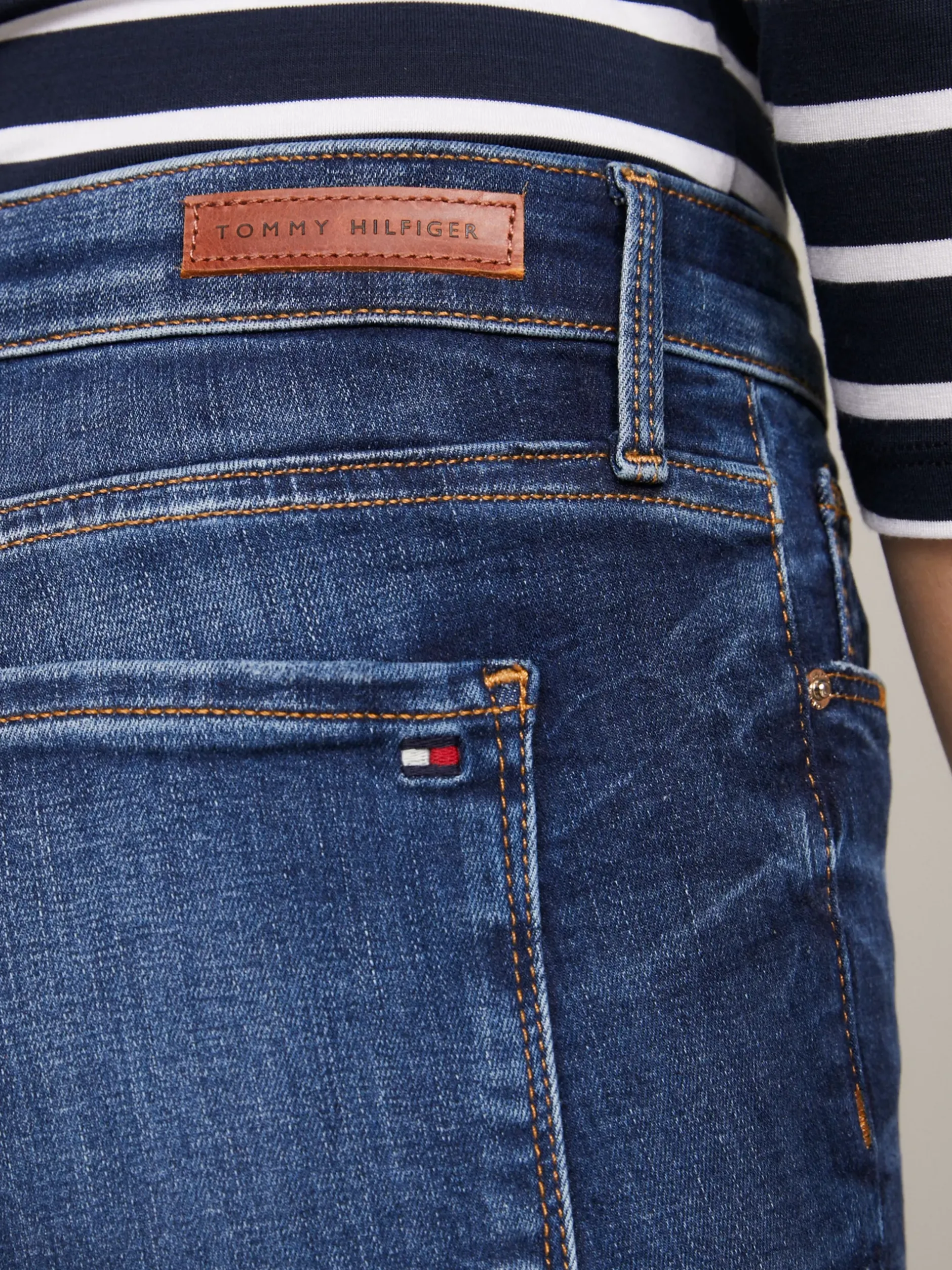 Jeansy*Tommy Hilfiger Jeansy Como O Obcisłym Kroju Z Efektem Sprania DOREEN