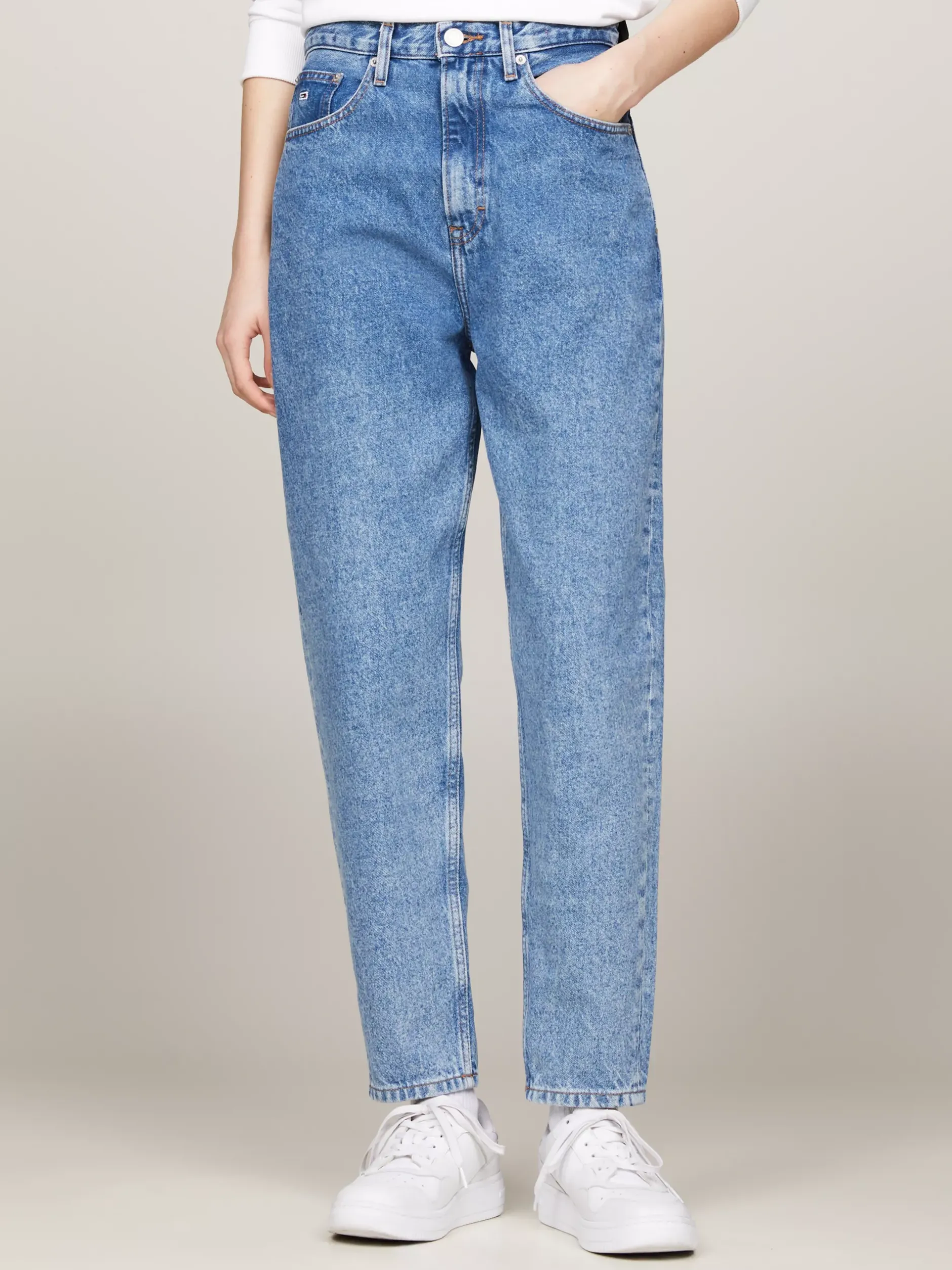 Jeansy*Tommy Hilfiger Jeansy O Kroju Mom Fit Z Bardzo Wysokim Stanem DENIM LIGHT