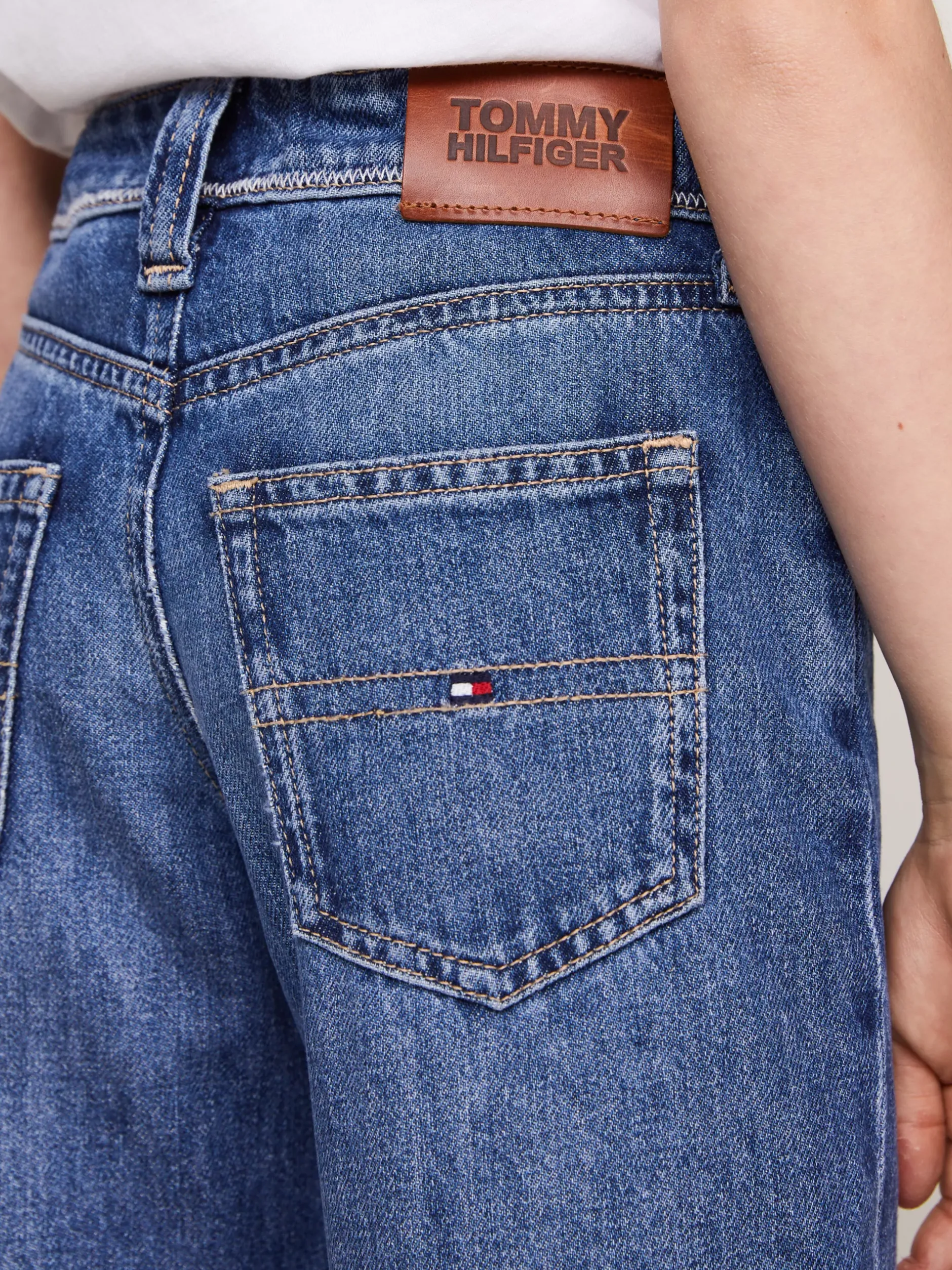 Jeansy*Tommy Hilfiger Jeansy Oversize Z Nogawkami O Kroju Balonowym WORNIN
