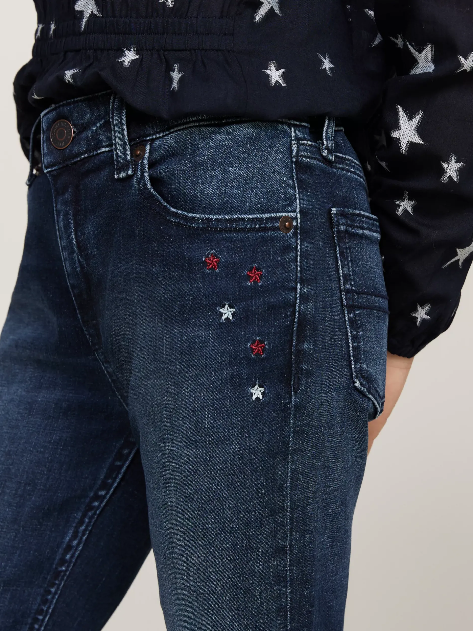 Jeansy*Tommy Hilfiger Jeansy Z Rozszerzanymi Nogawkami I Gwiazdkami BLUE / BLACK