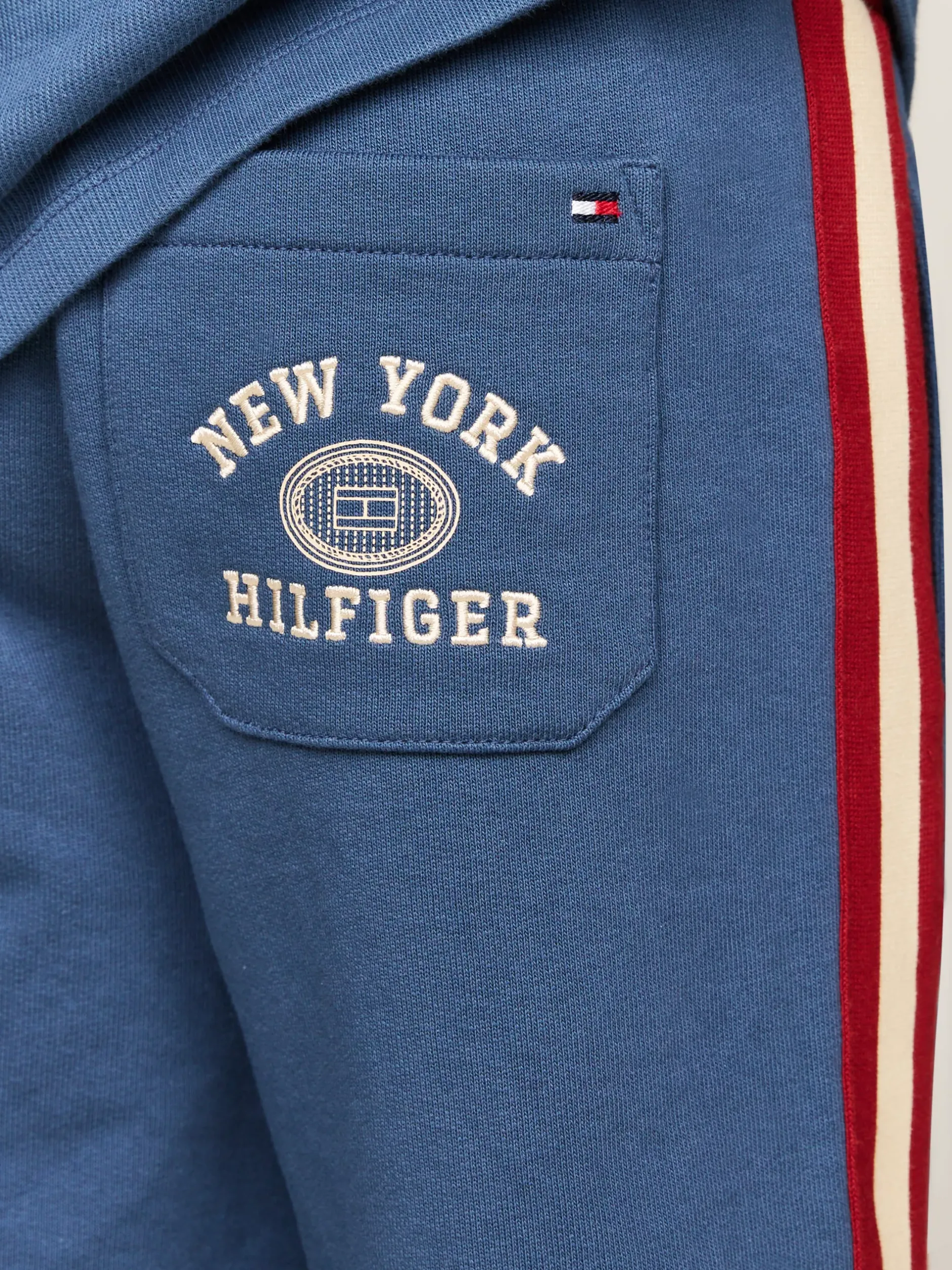 Spodnie I Szorty*Tommy Hilfiger Joggery Hilfiger Monotype Z Paskami Po Bokach AEGEAN SEA