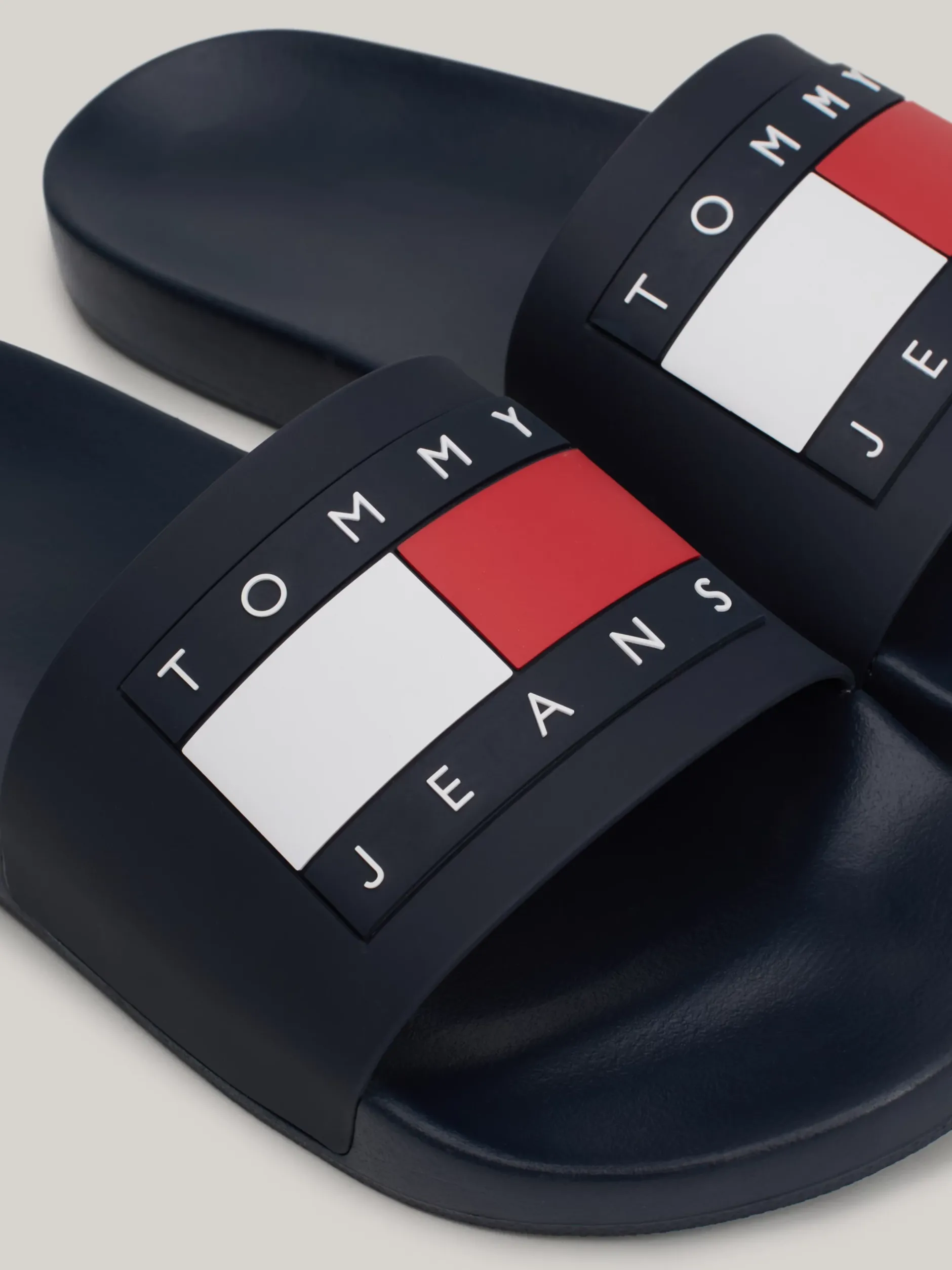 Sandały*Tommy Hilfiger Klapki Basenowe Z Naszywką DARK NIGHT NAVY
