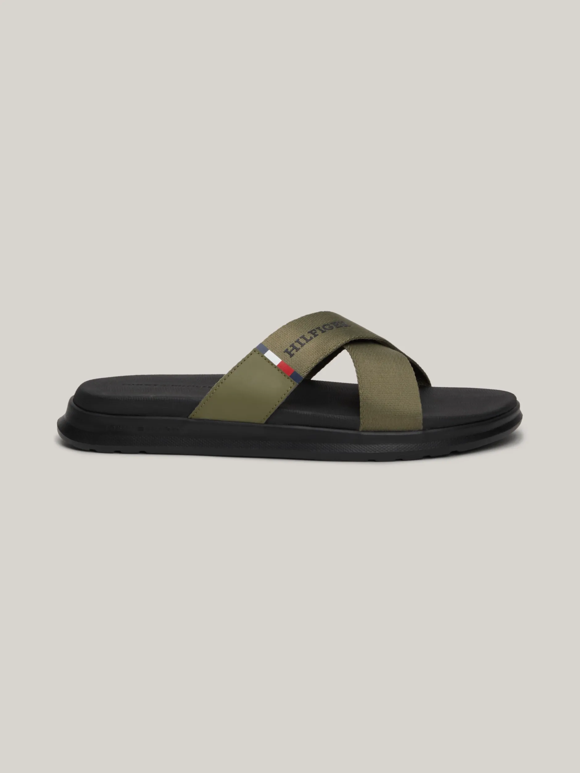 Sandały I Japonki*Tommy Hilfiger Klapki Plażowe Z Paskami Na Krzyż UTILITY OLIVE