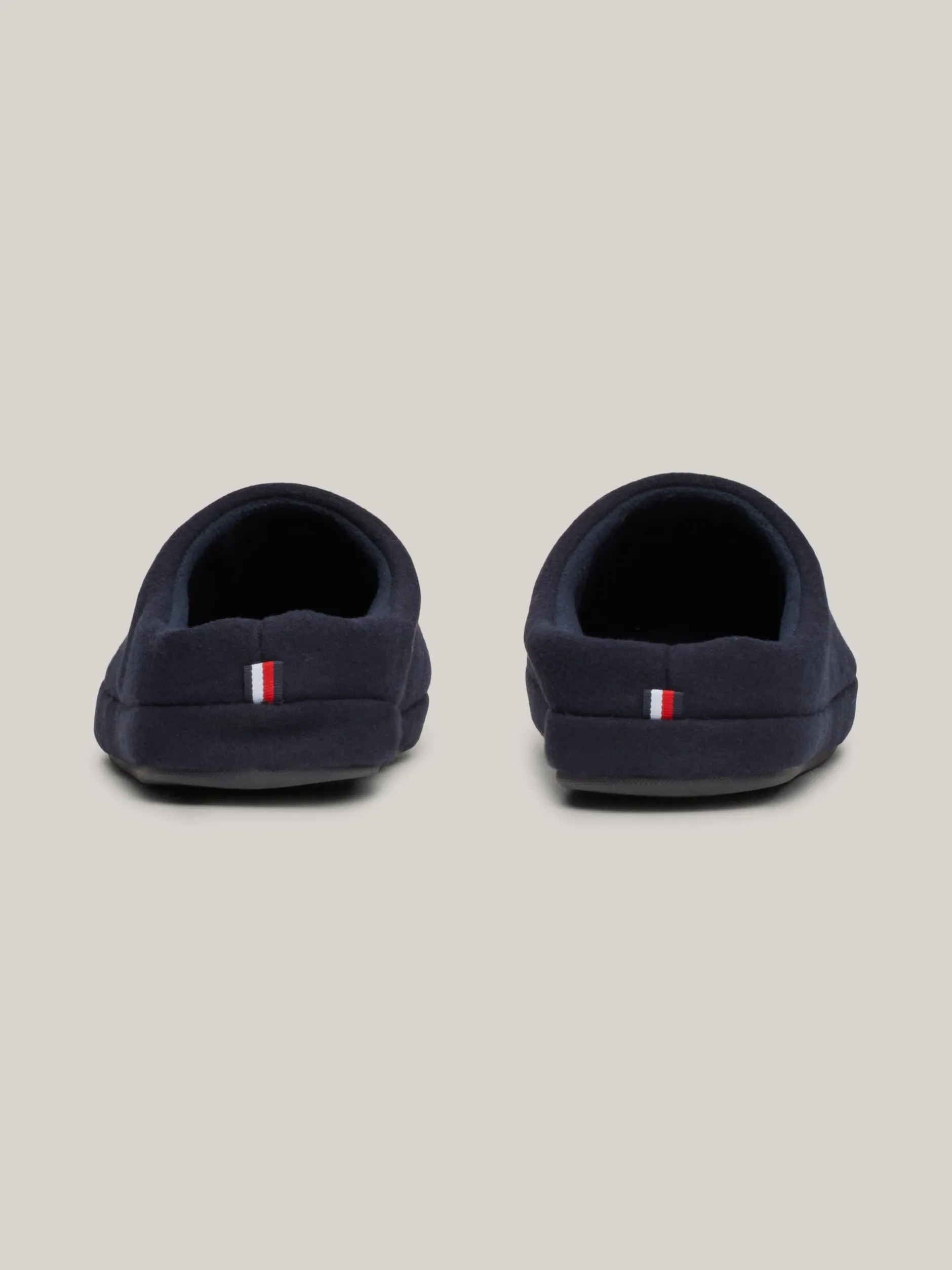 Buty Casual*Tommy Hilfiger Klapki Z Wyhaftowaną Flagą DESERT SKY