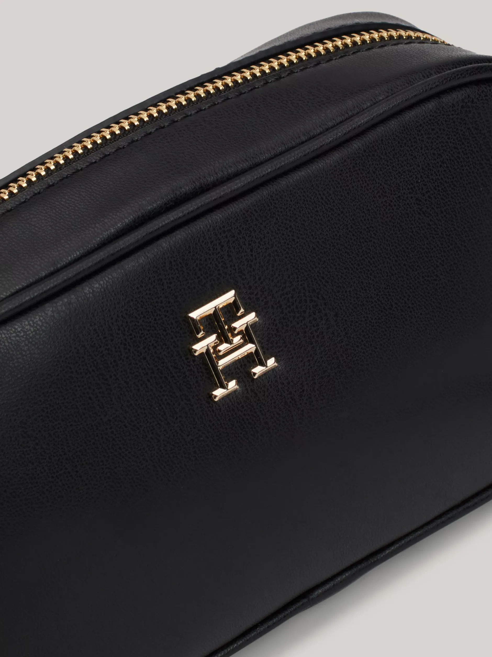 Torebki Na Pasku*Tommy Hilfiger Kompaktowa Torebka Z Monogramem TH BLACK