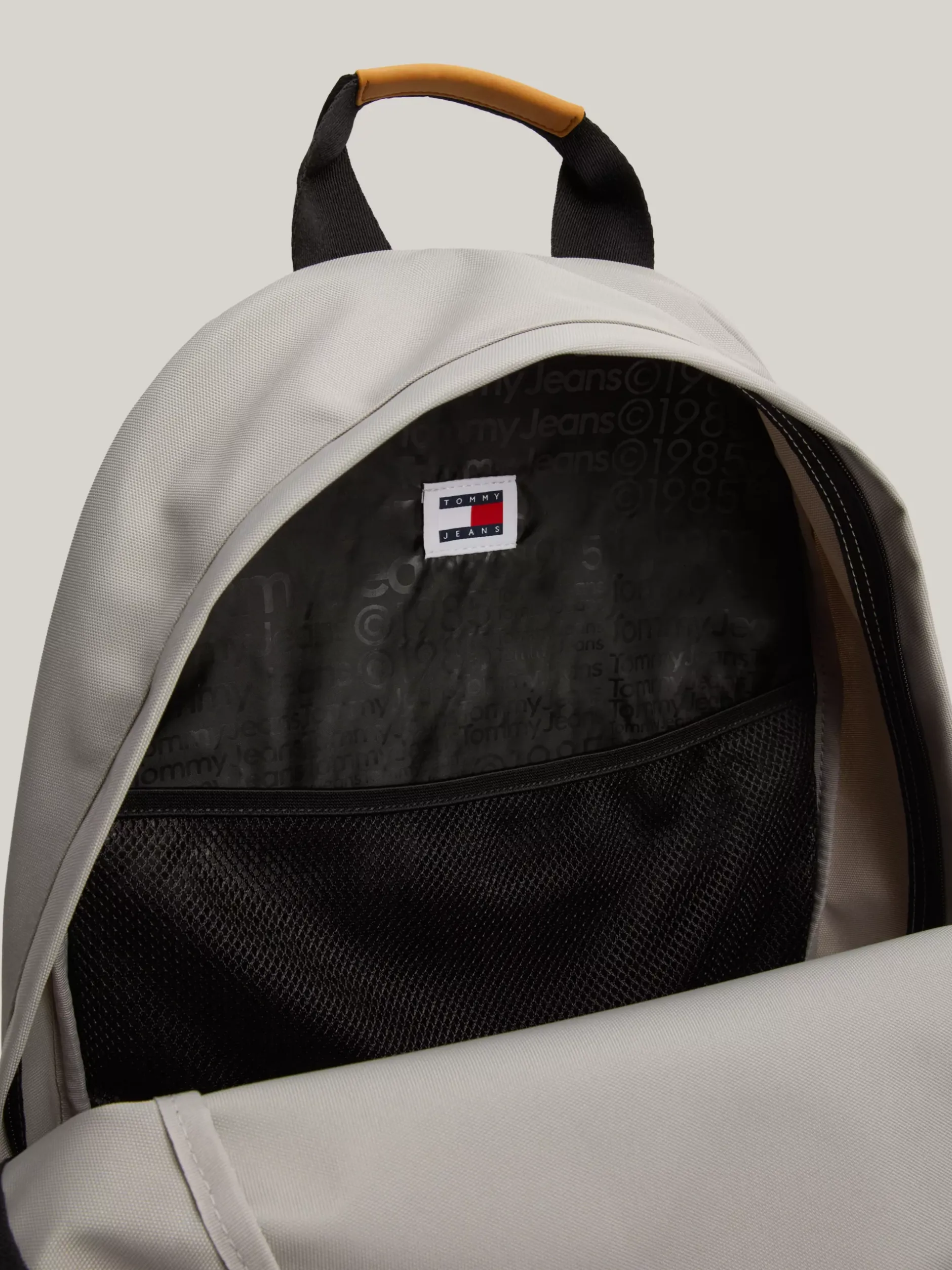 Plecaki*Tommy Hilfiger Kopułowy Plecak Z Naszywką Essential GRANITE ROAD