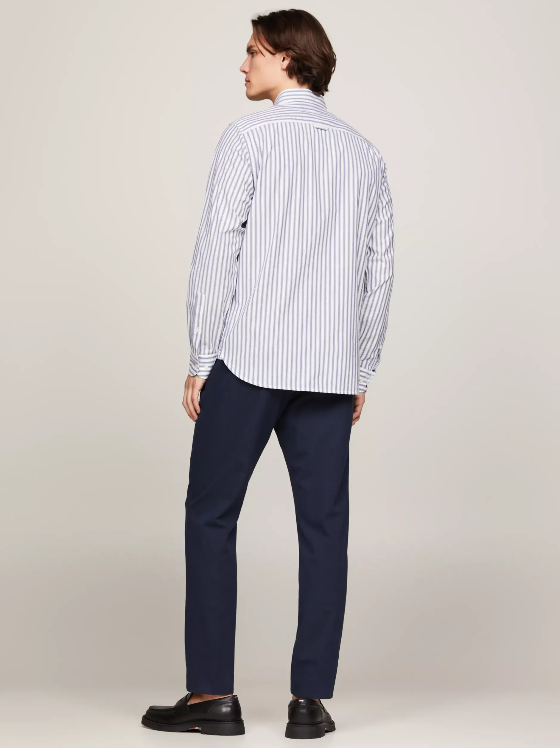 Koszule*Tommy Hilfiger Koszula O Regularnym Kroju Z Popeliny AEGEAN SEA / OPTIC WHITE