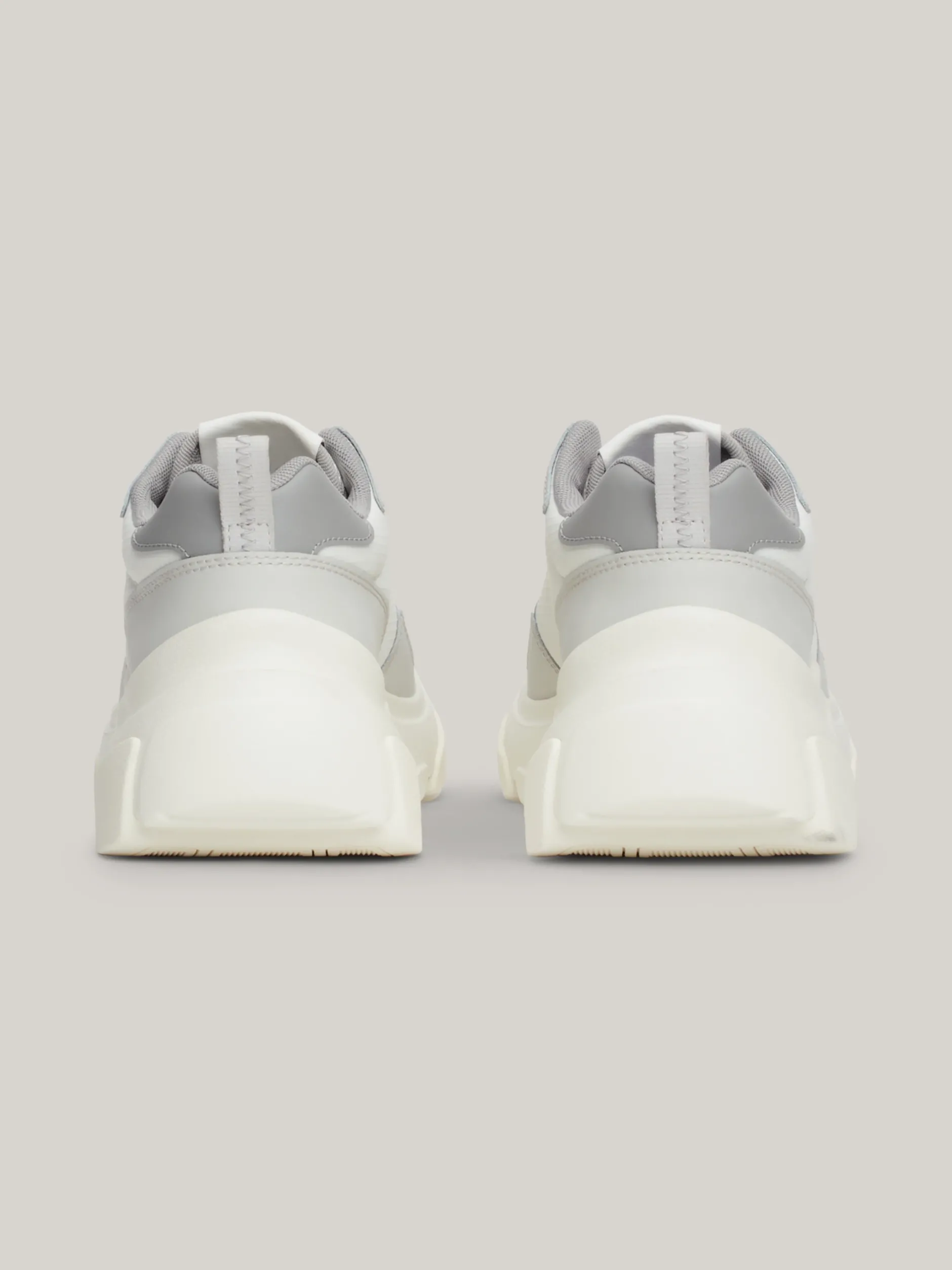 Sneakersy*Tommy Hilfiger Lekkie Skórzane Buty Na Grubej Podeszwie STRATUS GREY