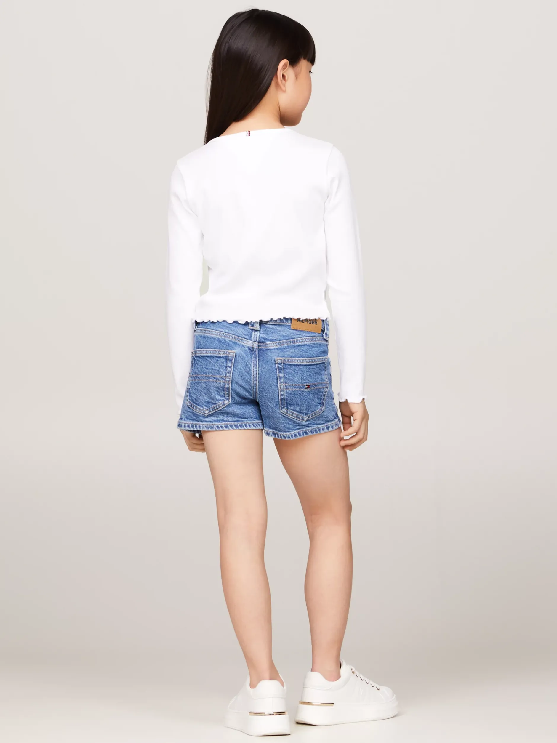 Topy I T-Shirty*Tommy Hilfiger Longsleeve Essential Z Falbankowym Wykończeniem WHITE