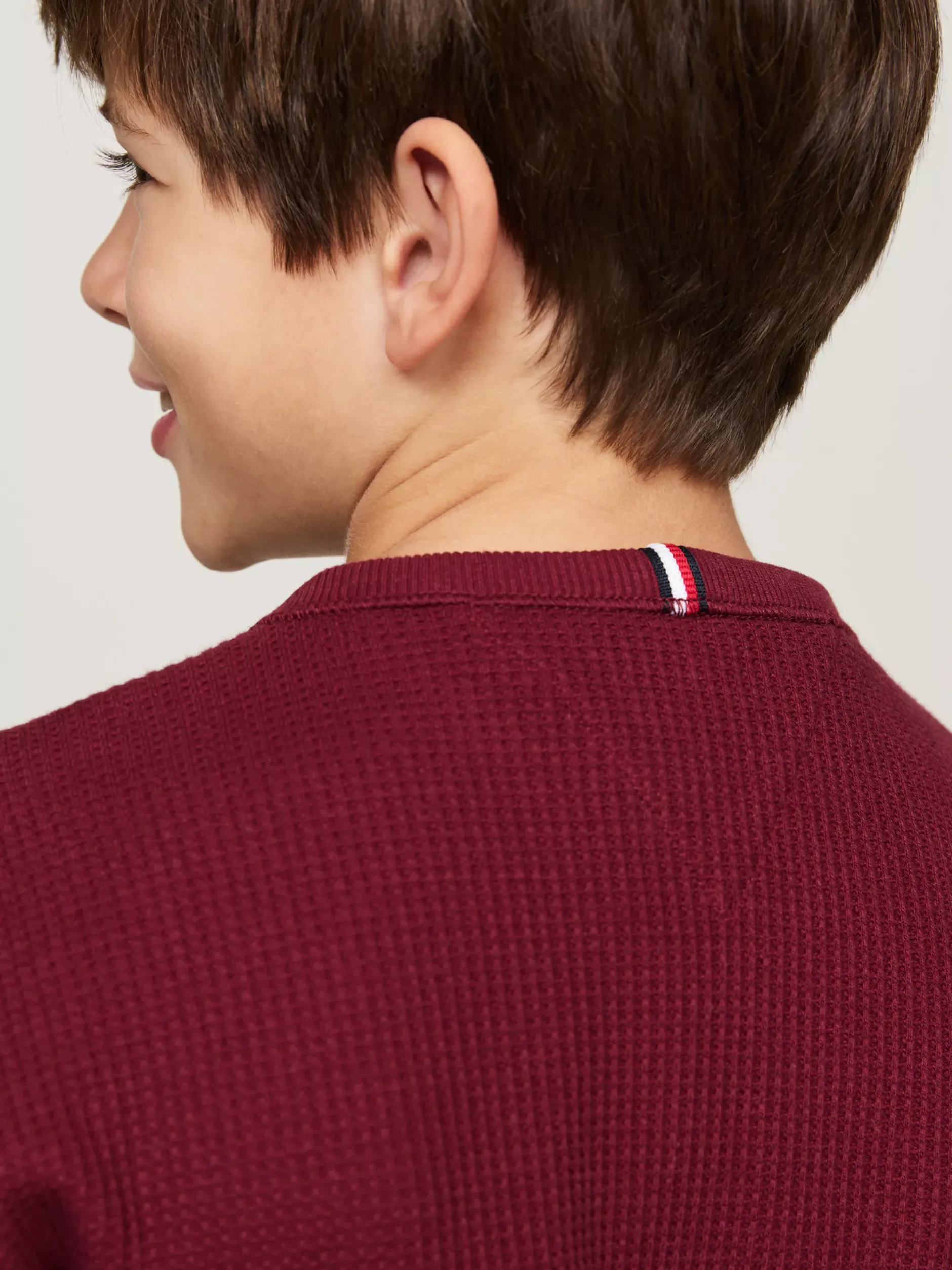 T-Shirty I Koszulki Polo*Tommy Hilfiger Longsleeve O Waflowym Splocie DEEP ROUGE