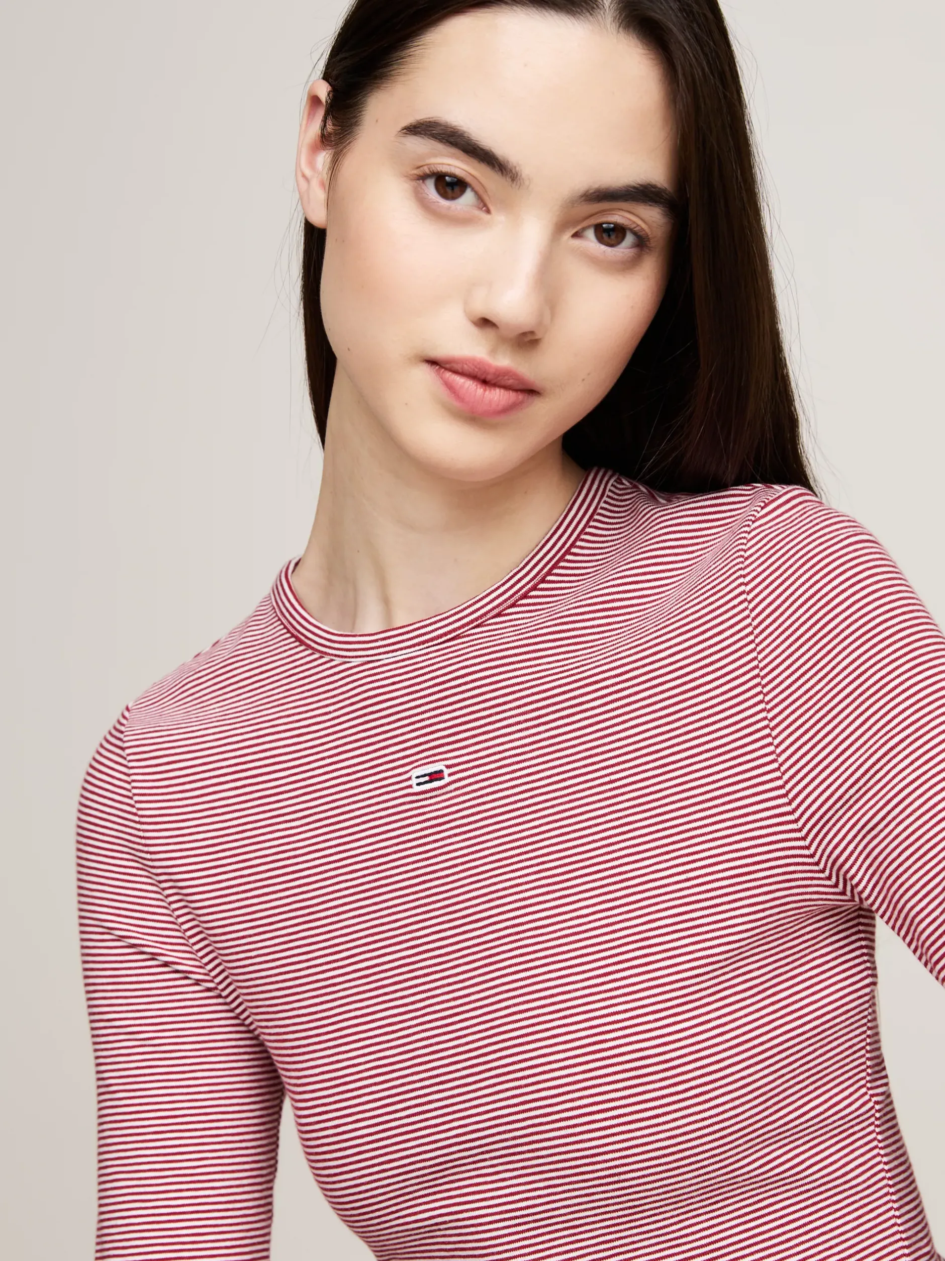T-Shirty*Tommy Hilfiger Longsleeve O Wąskim Kroju W Paski REGATTA RED / STRIPE