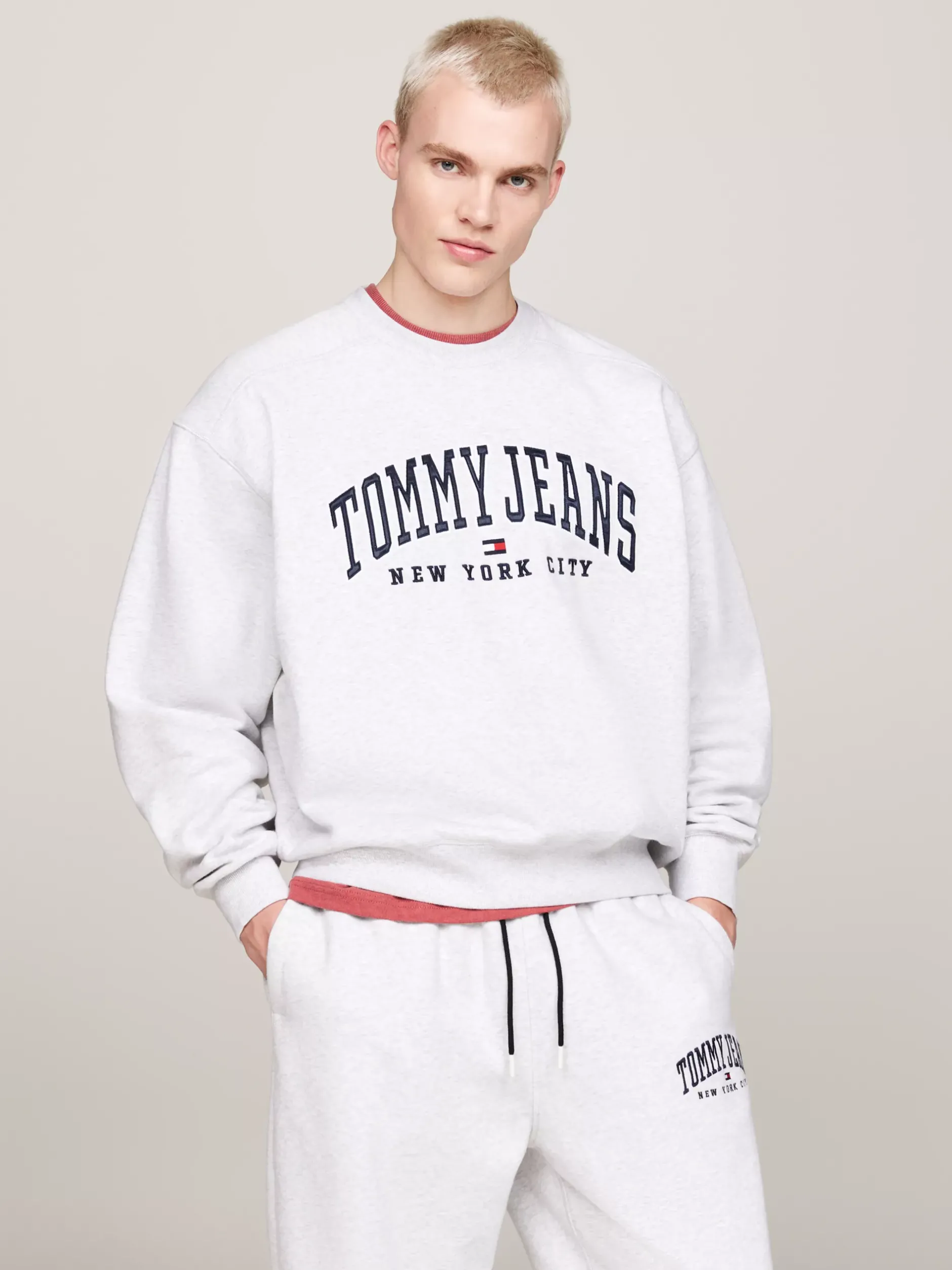 Bluzy Dresowe & Z Kapturem*Tommy Hilfiger Luźna Bluza W Uczelnianym Stylu SILVER GREY