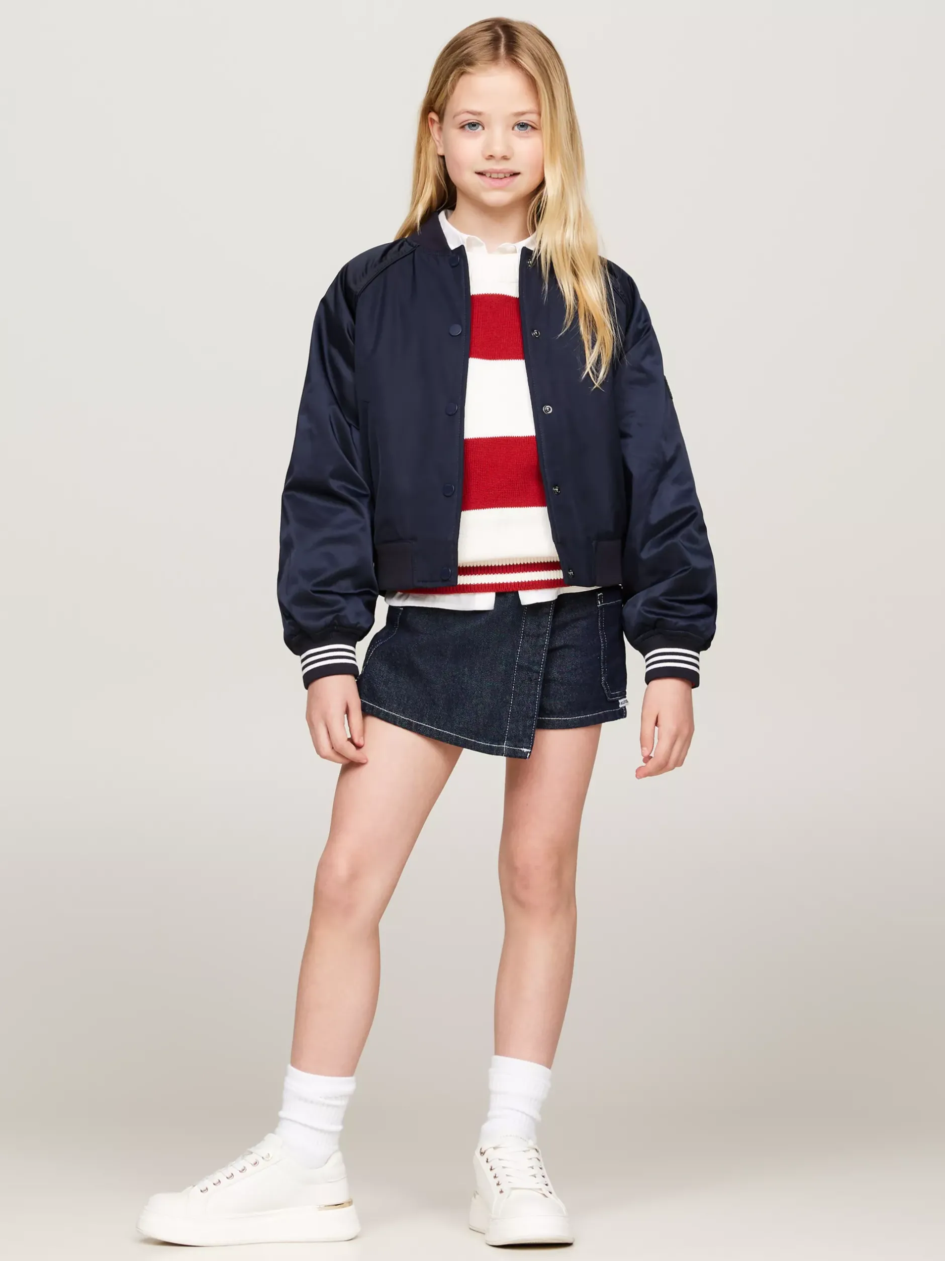 Kurtki I Płaszcze*Tommy Hilfiger Luźna Kurtka Bomber W Stylu Varsity DESERT SKY