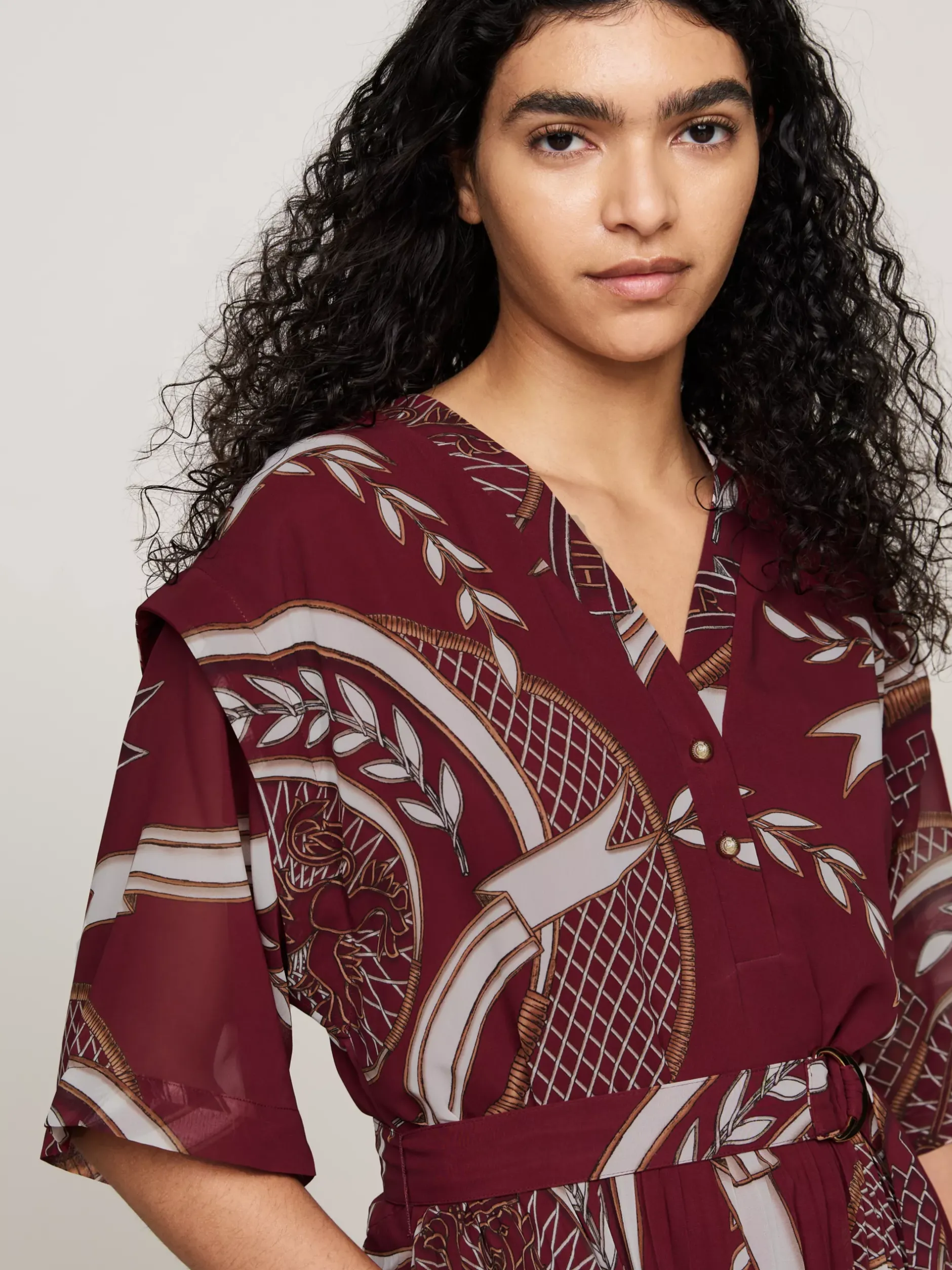 Sukienki*Tommy Hilfiger Luźna Plisowana Sukienka Midi Z Emblematem ROUGE