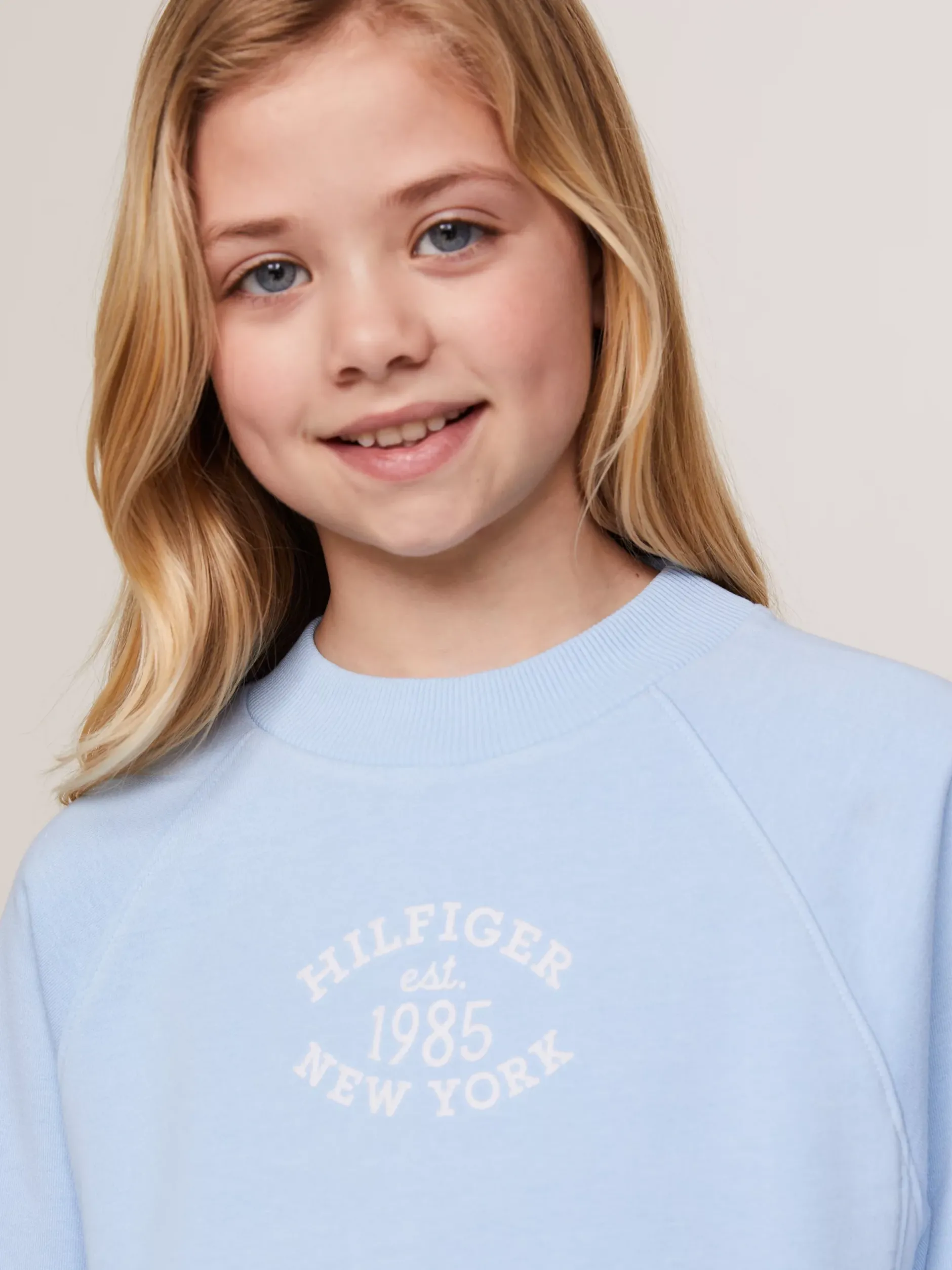 Sukienki*Tommy Hilfiger Luźna Sukienka Dzianinowa Essential Z Logo VESSEL BLUE